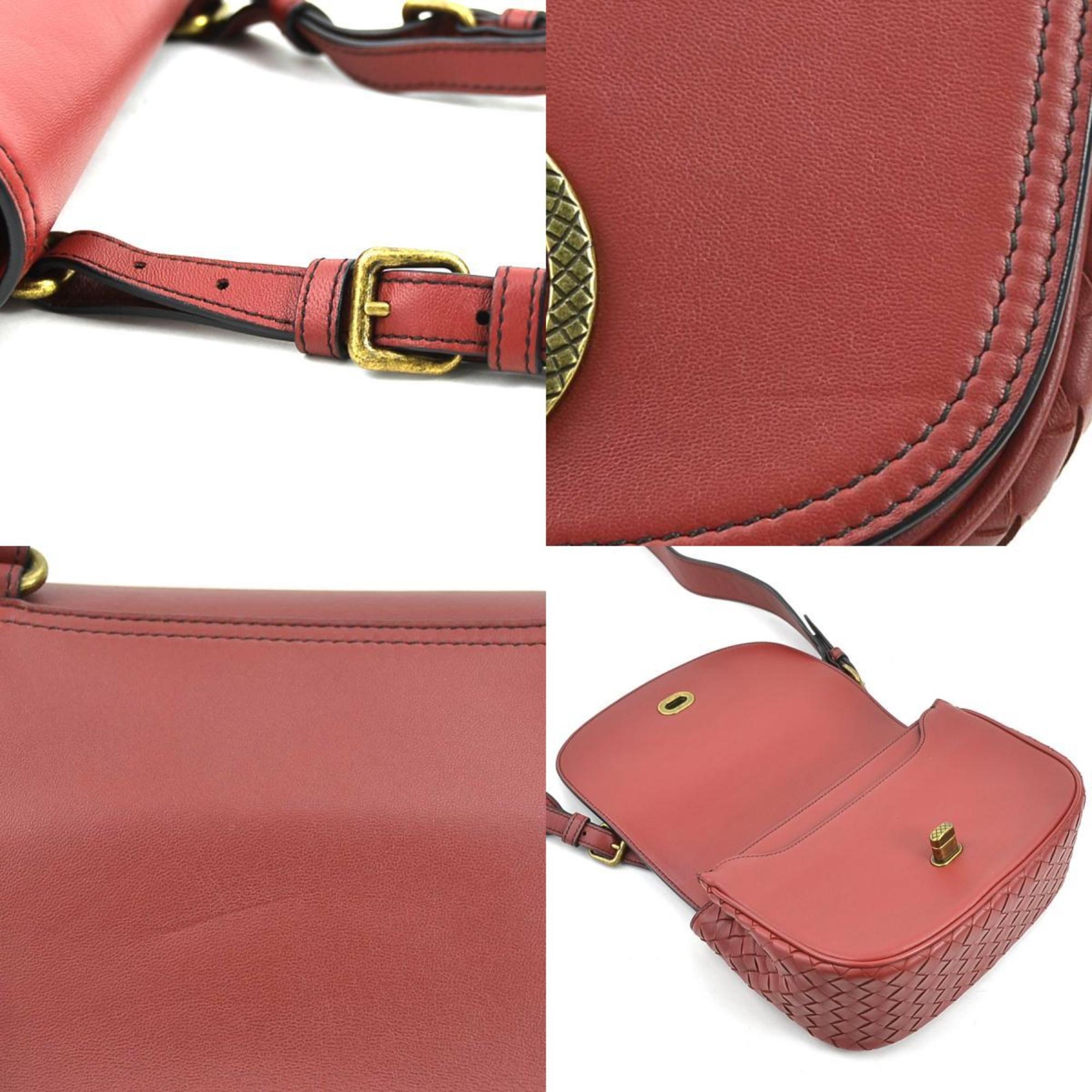 Bottega Veneta Red Color Intrecciato Shoulder Bag (Pre-Owned)