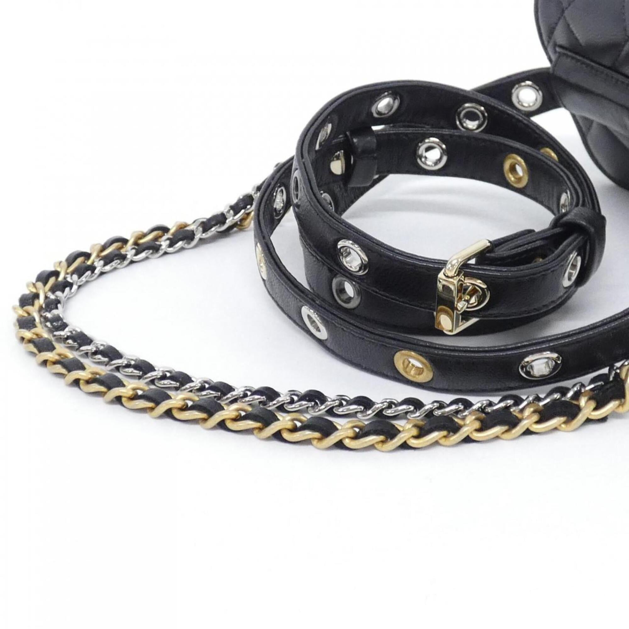 Chanel Black Leather Fanny Pack (Pre-Owned)