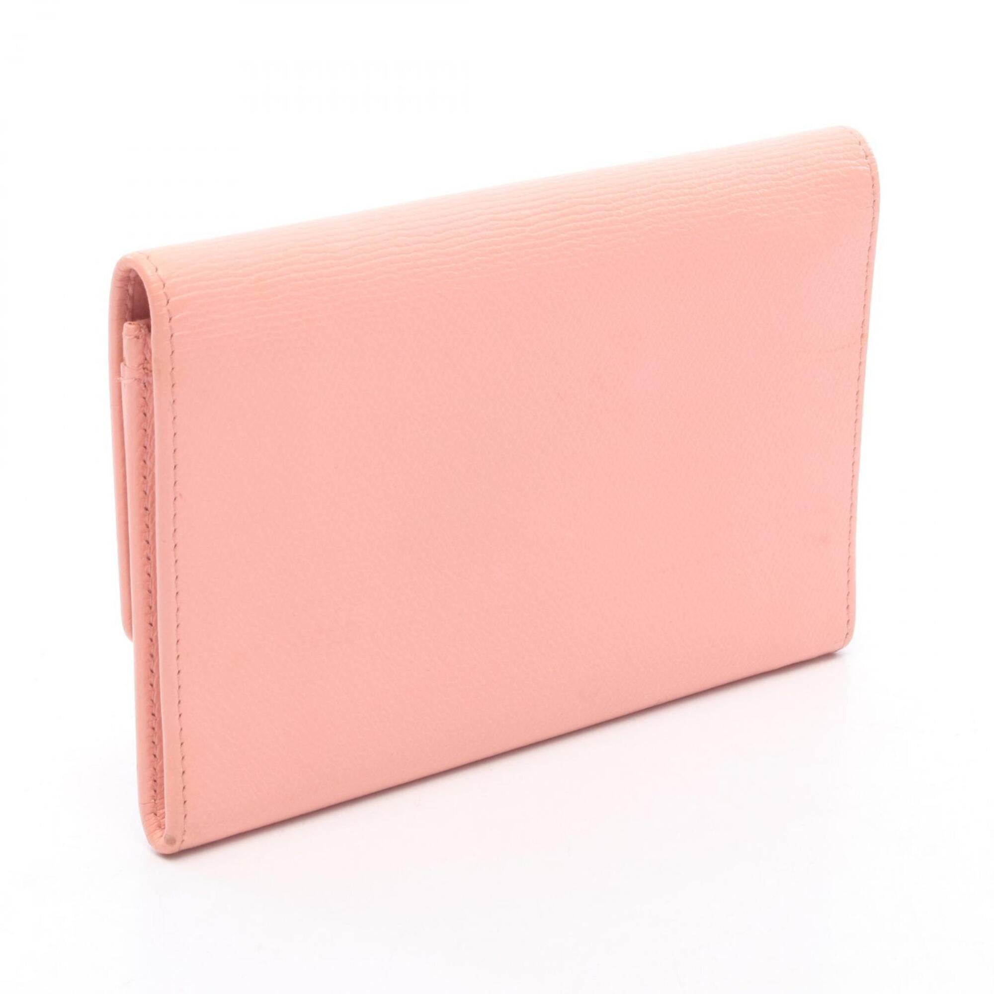 Chanel Pink Leather Wallet (Bi-Fold) (Pre-Owned)