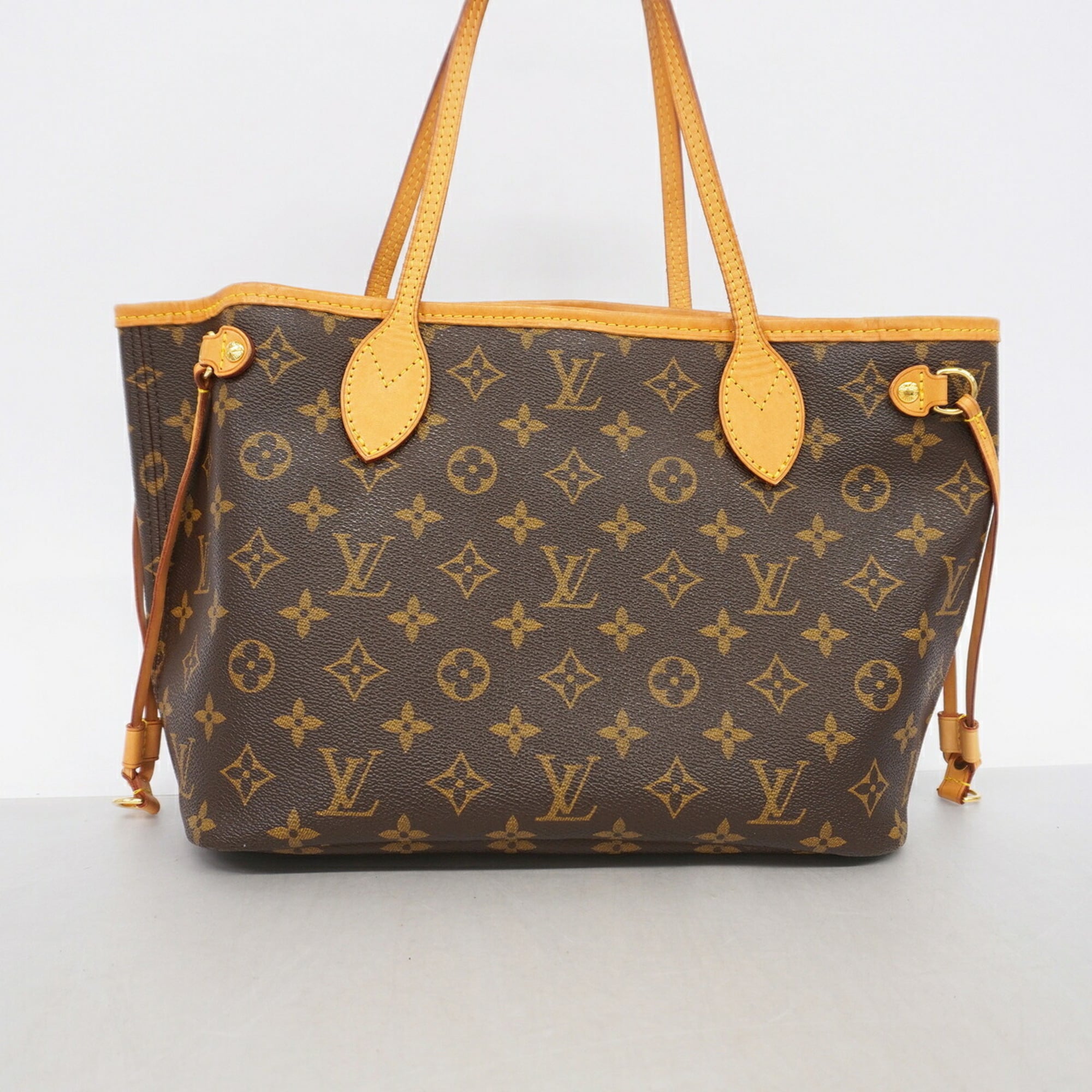 Louis Vuitton Brown Tote Bag (Pre-Owned)