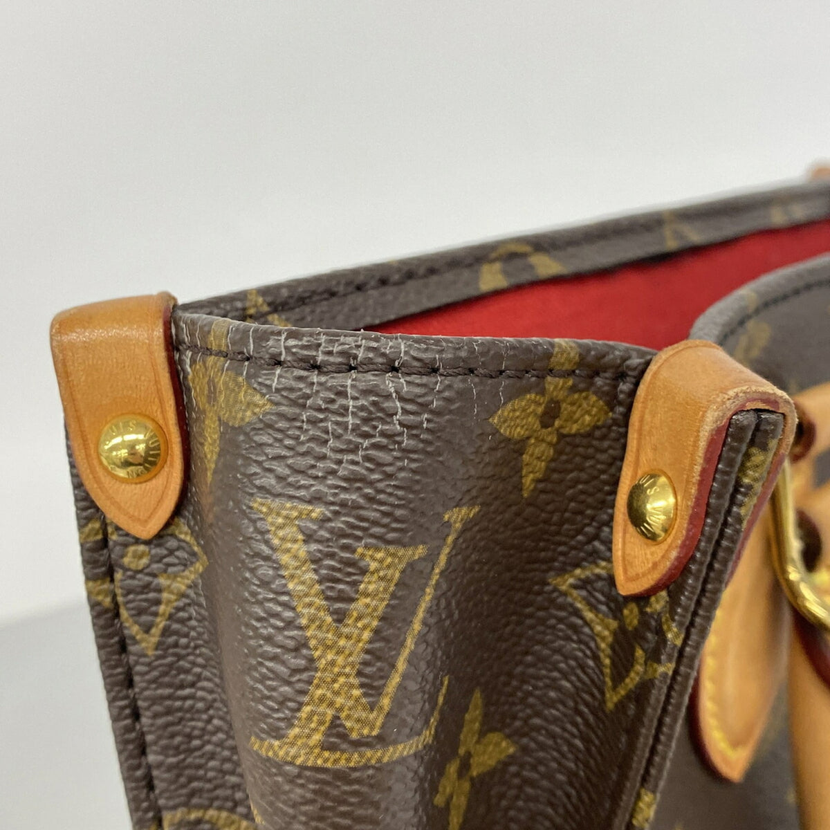 Louis Vuitton Brown Handbag (Pre-Owned)