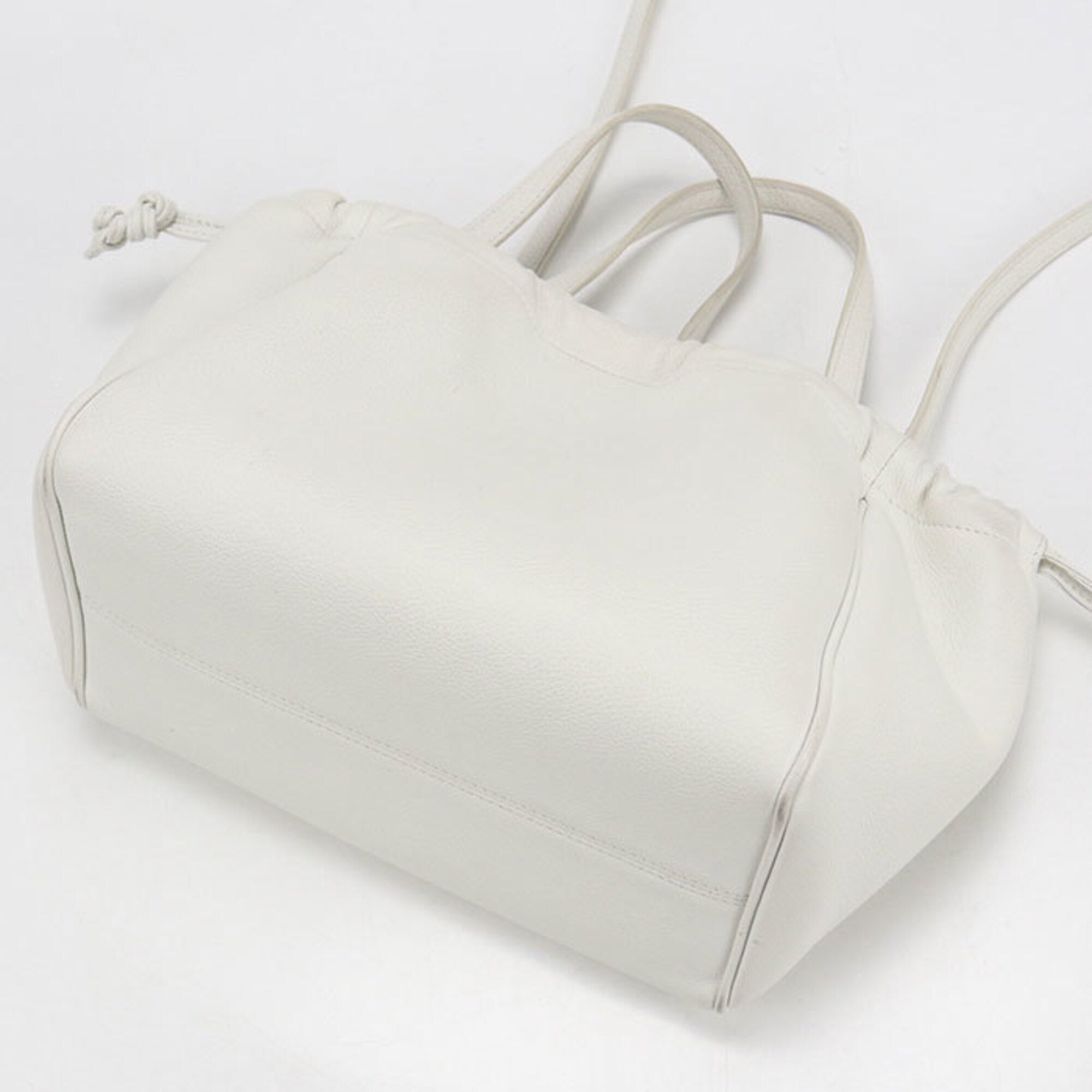 Celine White Leather Handbag (Pre-Owned)