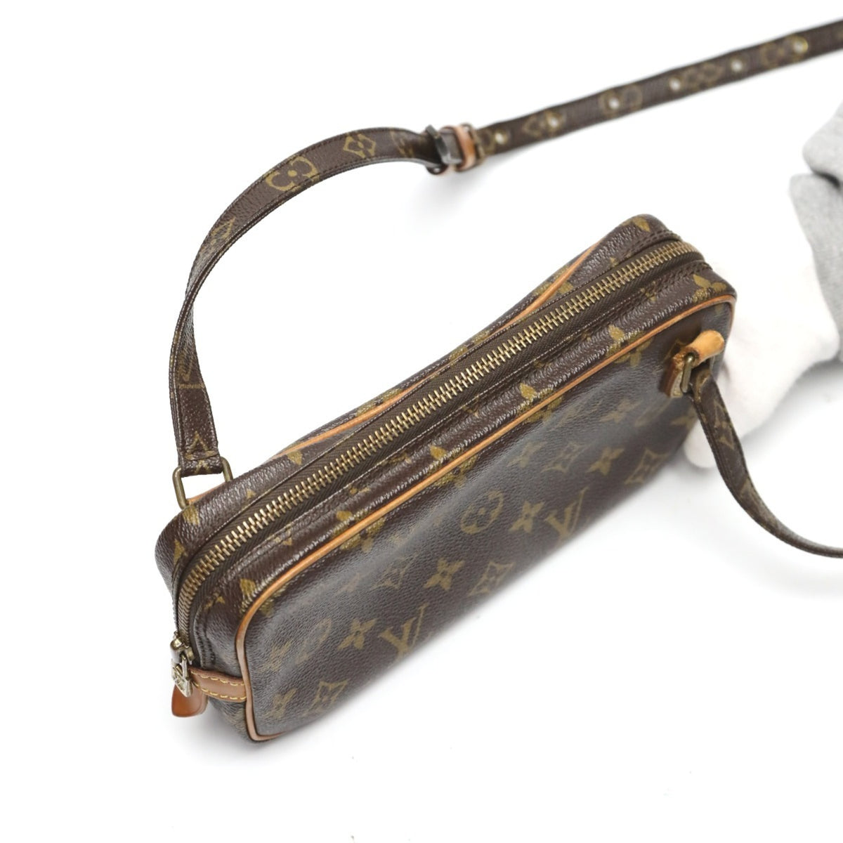 Louis Vuitton Brown Monogram Monogram Shoulder Bag (Pre-Owned)
