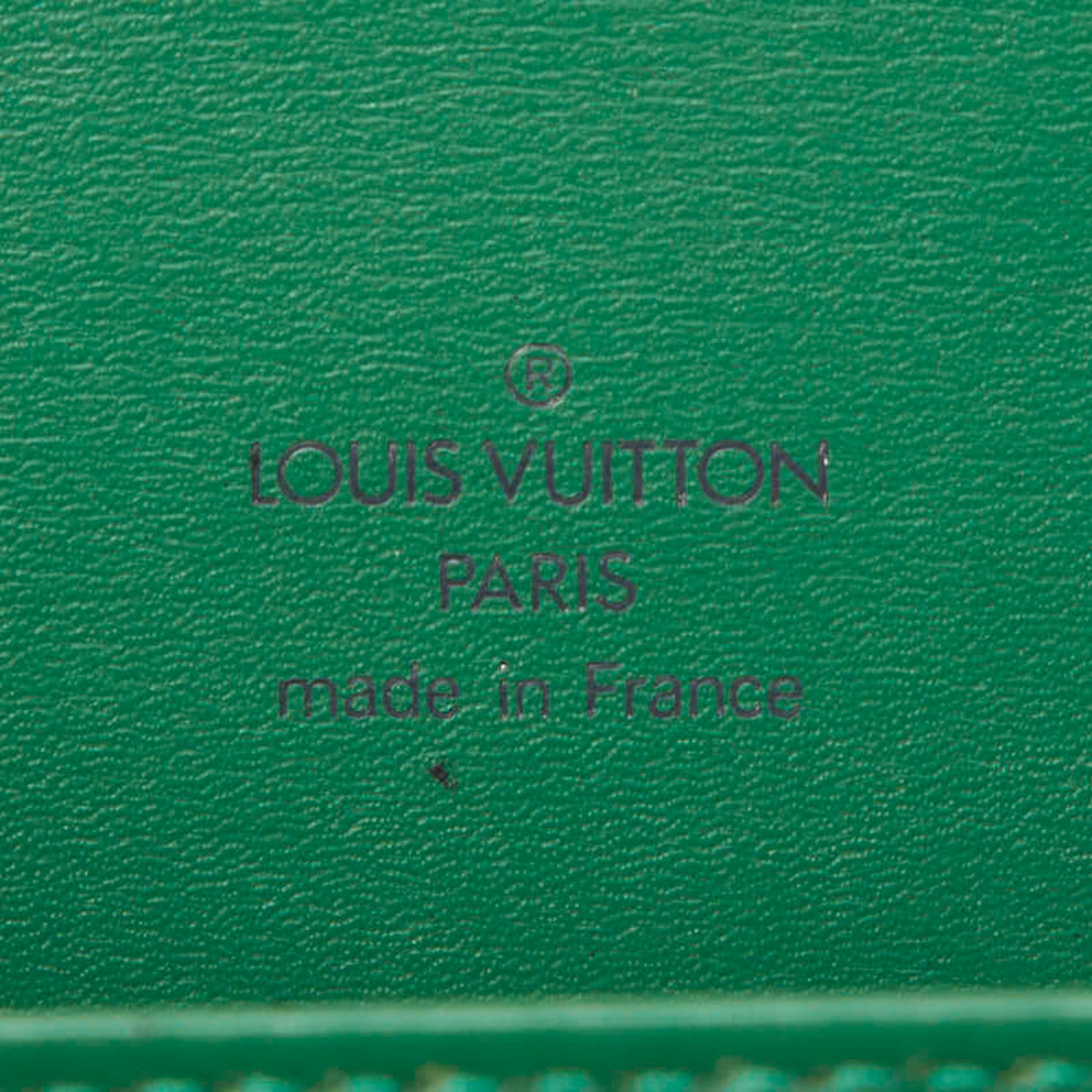 Louis Vuitton Borneo Green Leather Shoulder Bag (Pre-Owned)