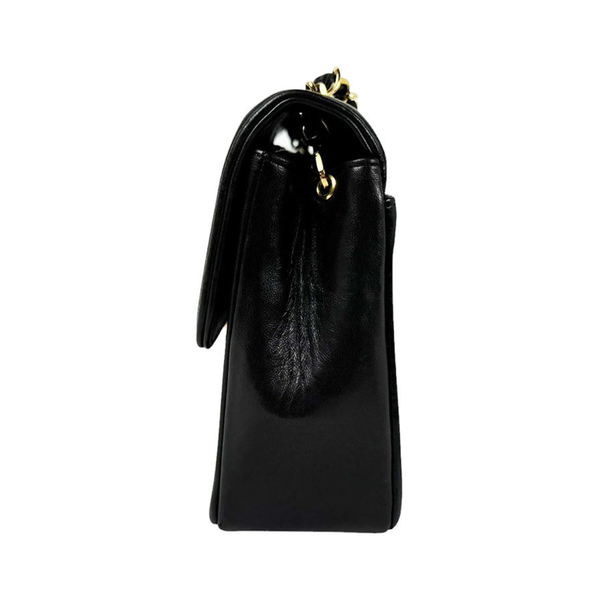 Chanel Black Leather Shoulder Bag (Pre-Owned)