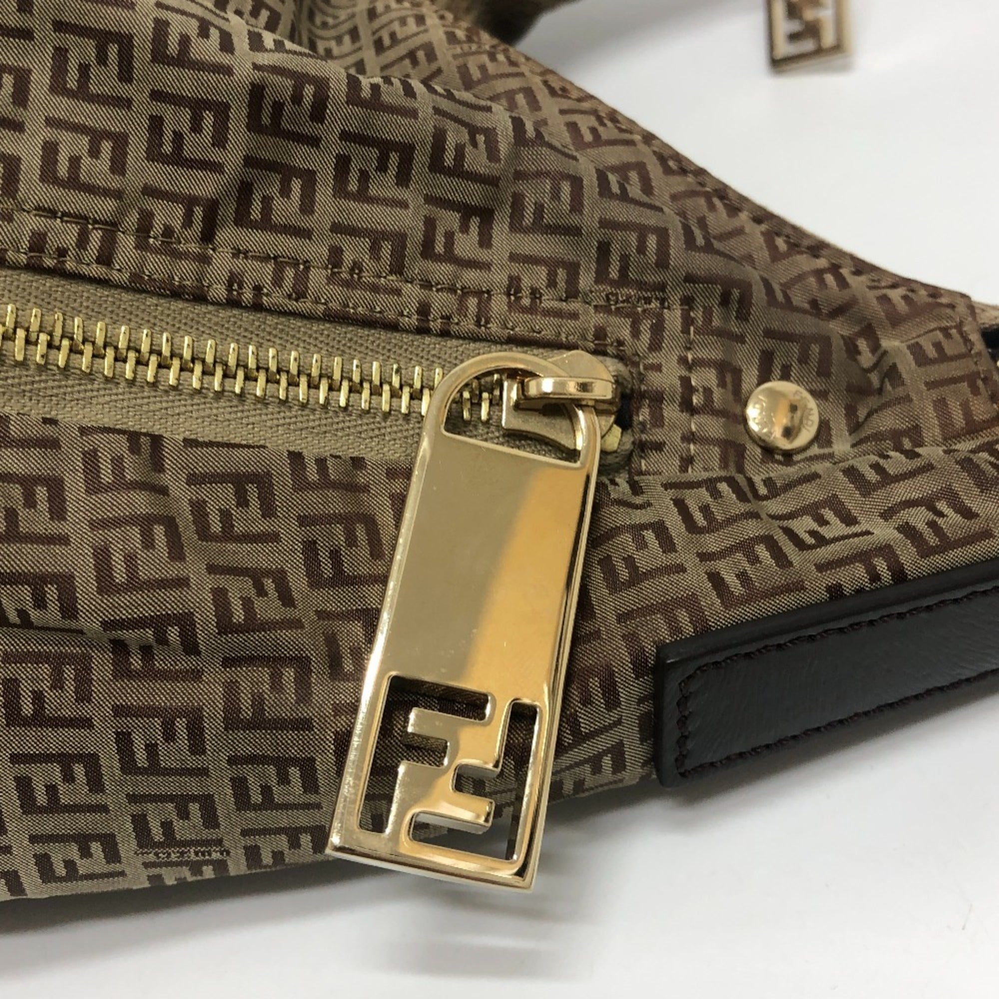 Fendi Zucca Beige Zucca Shoulder Bag (Pre-Owned)