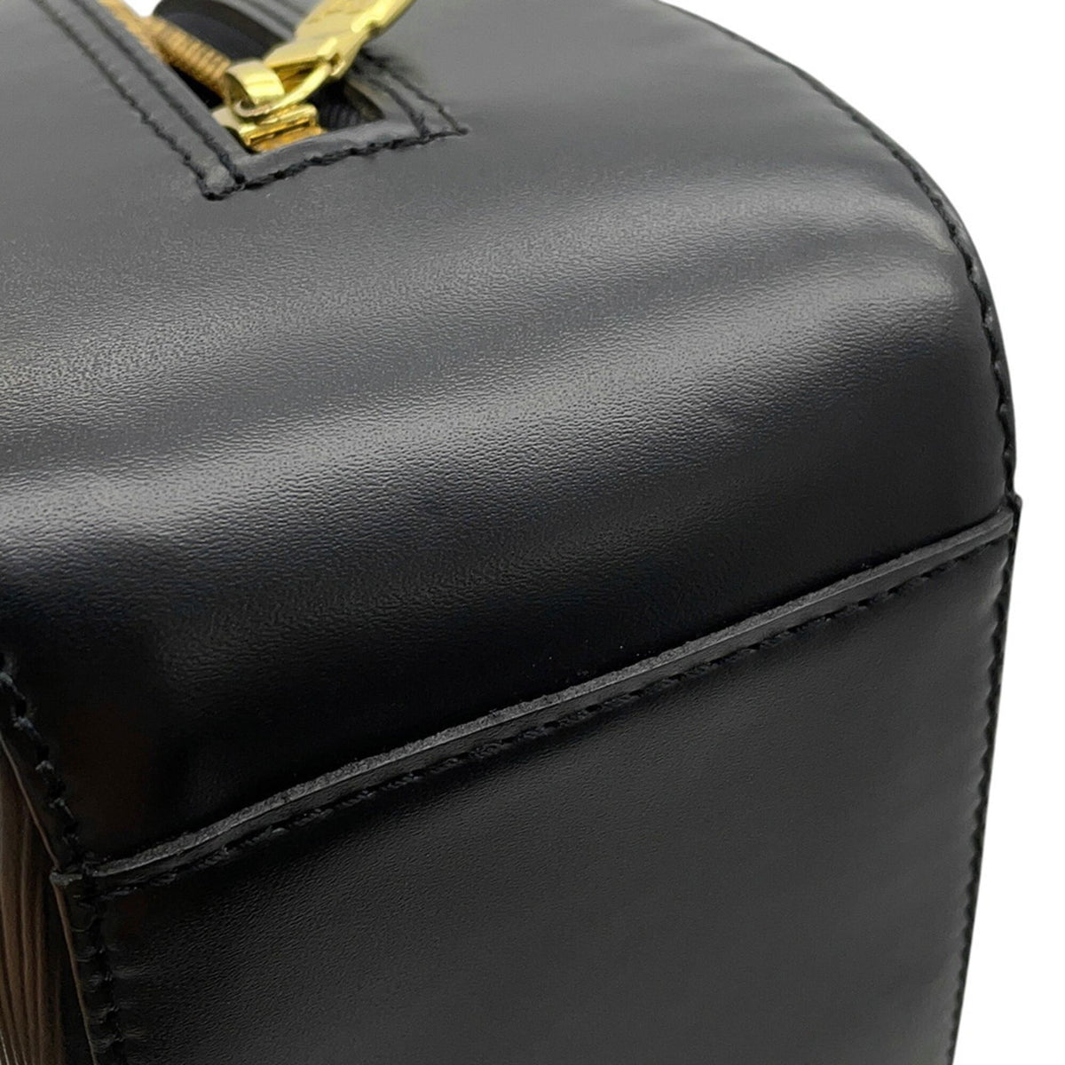 Louis Vuitton Epi Black Noir Epi Leather Handbag (Pre-Owned)