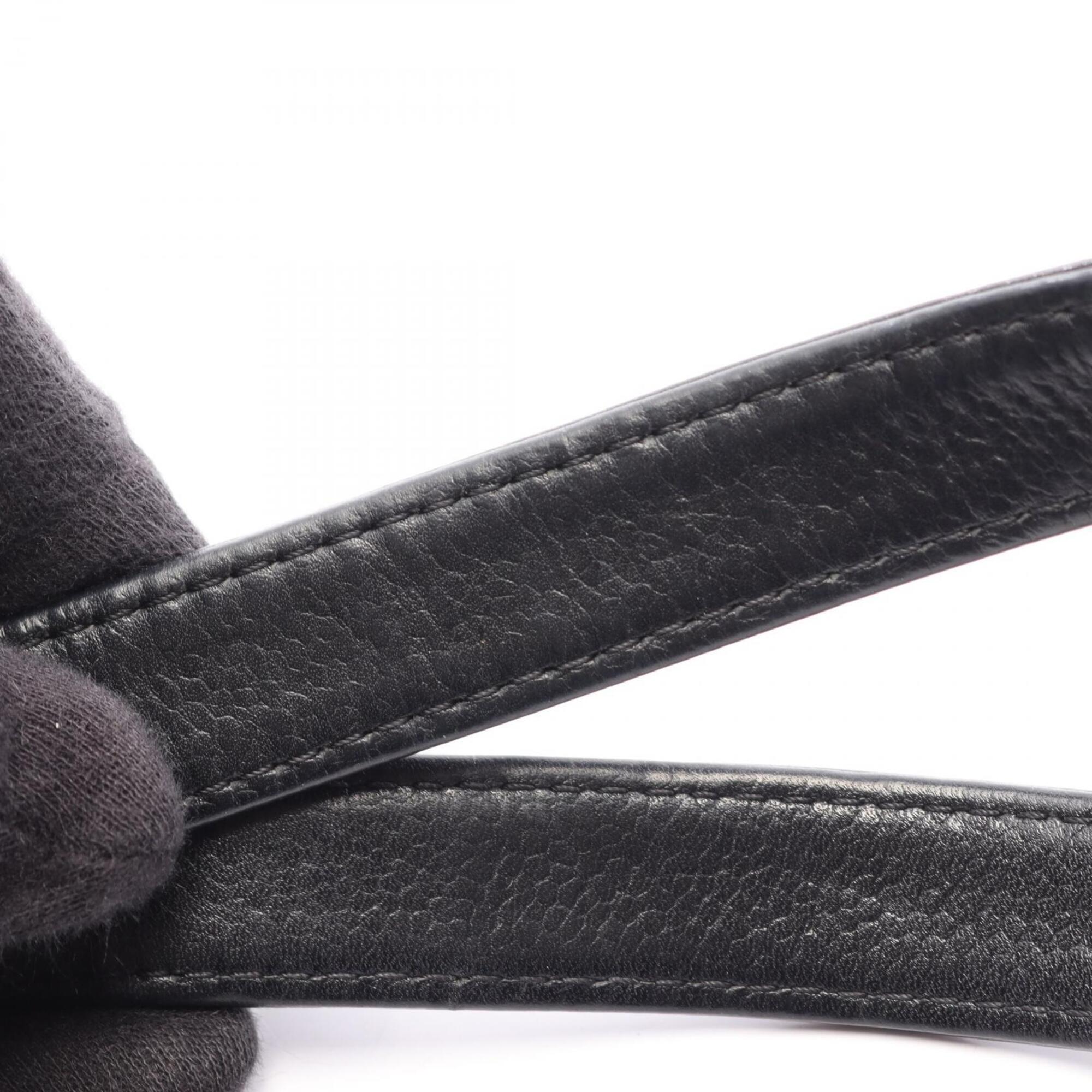 Chanel Black Grained Calfskin Handbag (Pre-Owned)