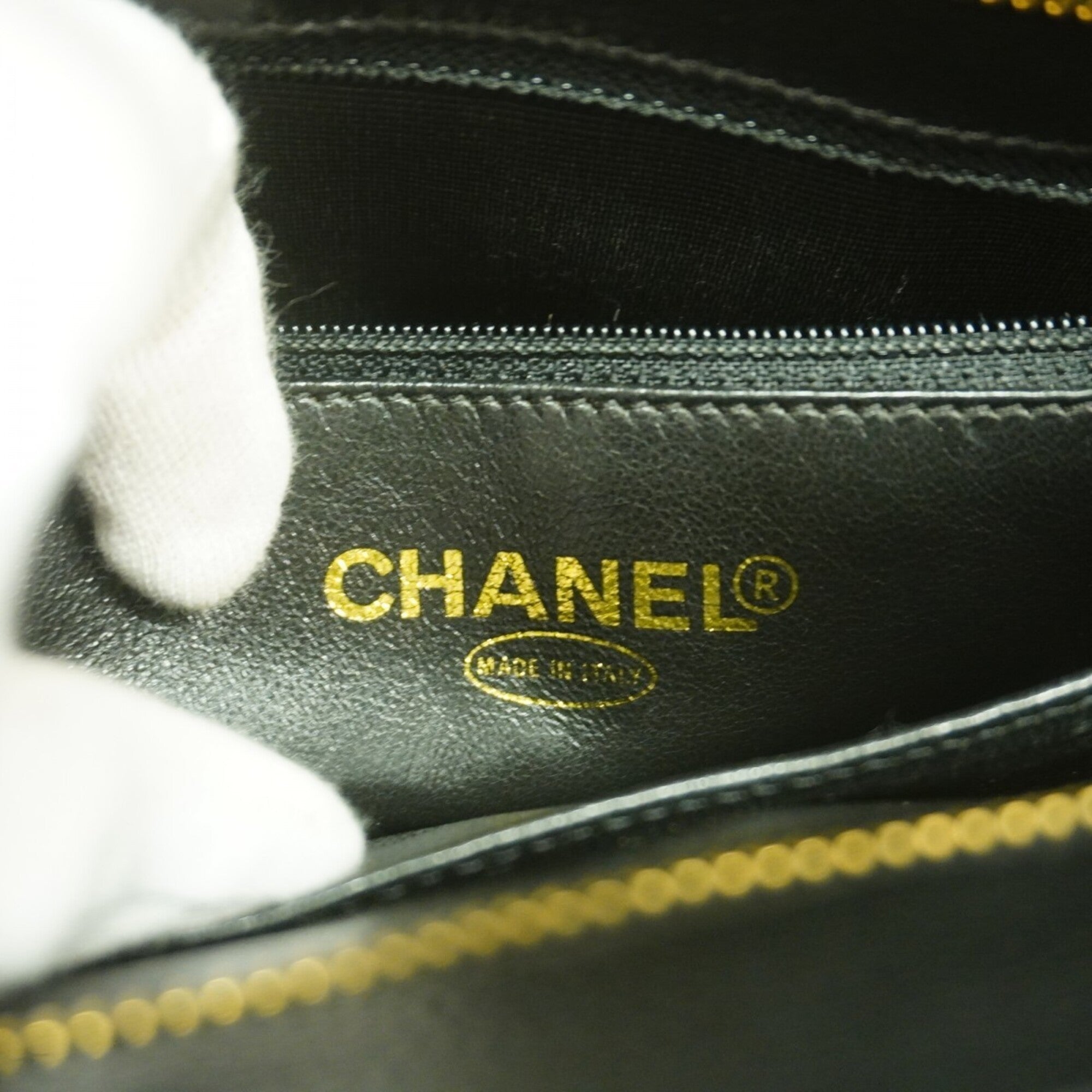 Chanel Black Grained Calfskin Tote Bag (Pre-Owned)