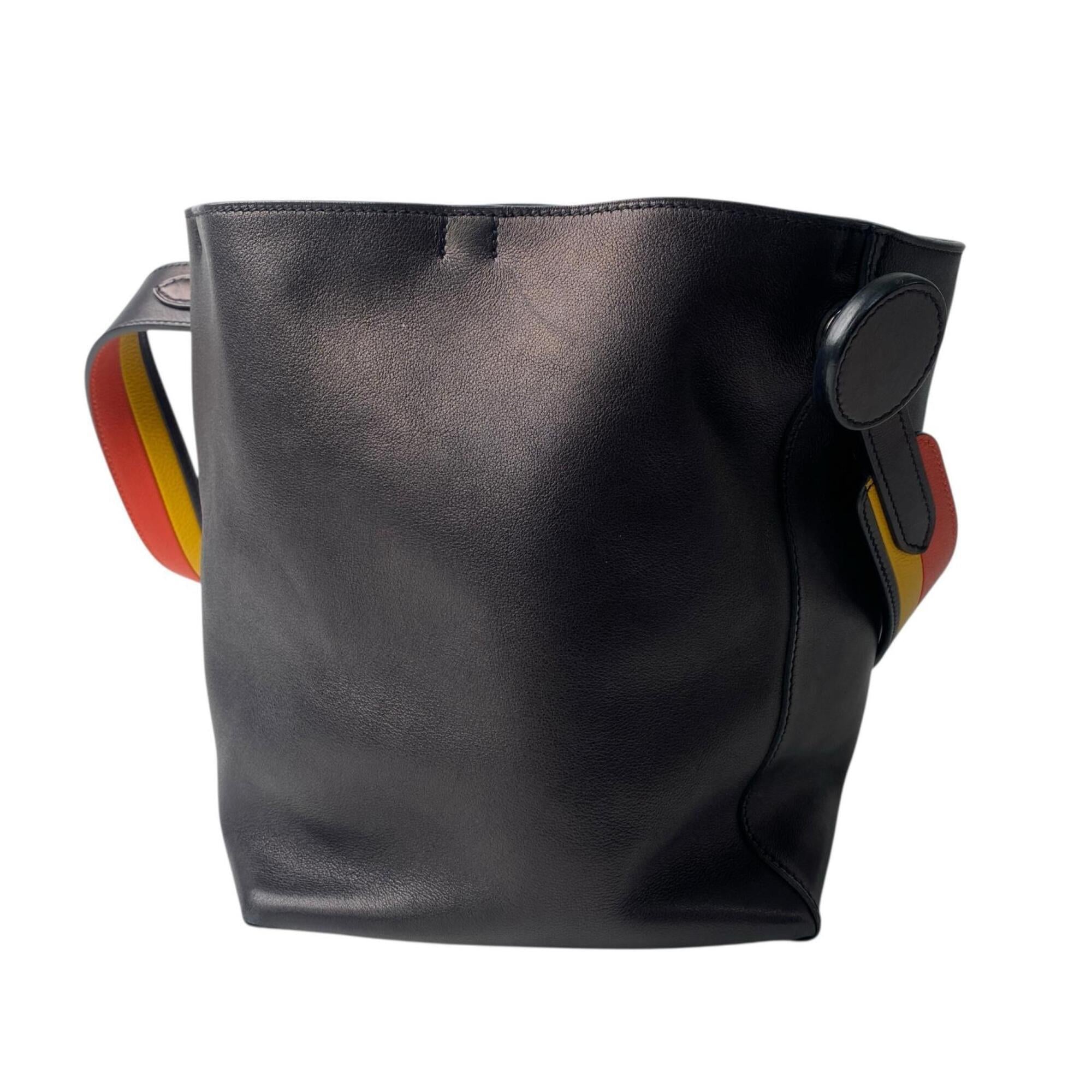 Hermes Black Shoulder Bag (Pre-Owned)