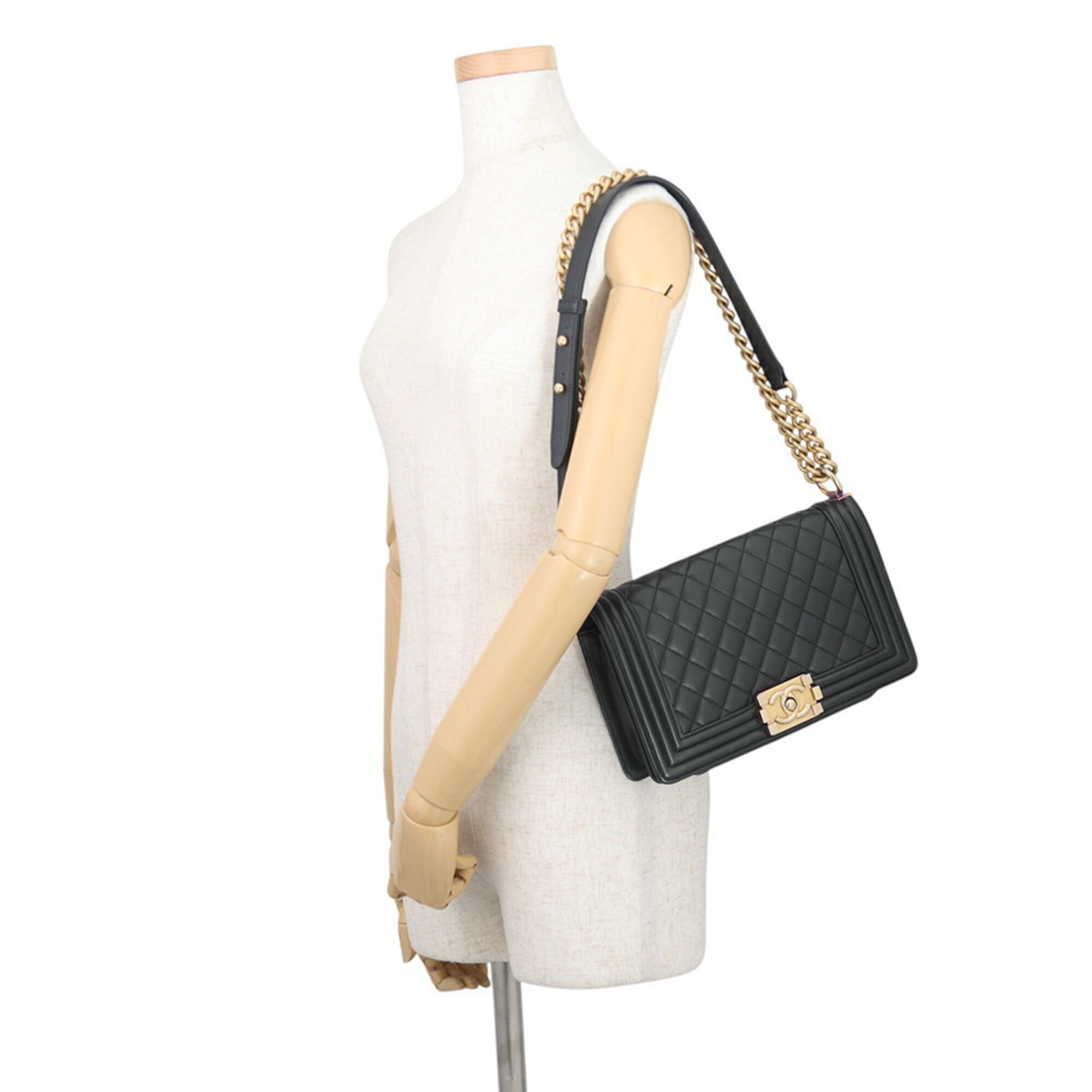 Chanel Black Handbag Shoulder Bag (Pre-Owned)