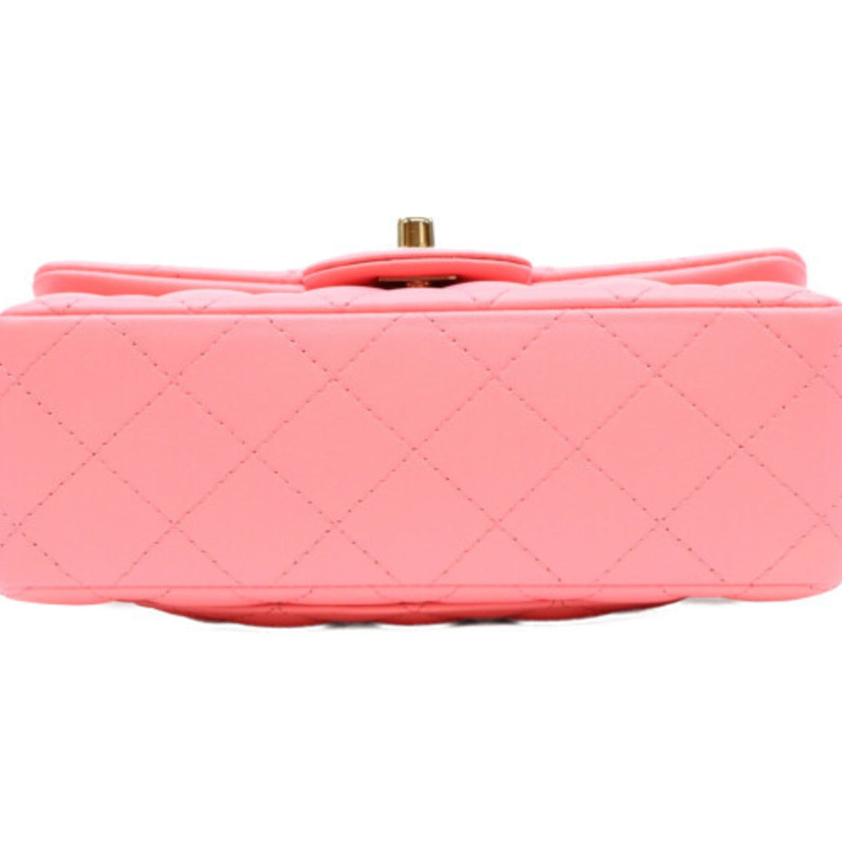 Chanel Pink Leather Shoulder Bag (Pre-Owned)