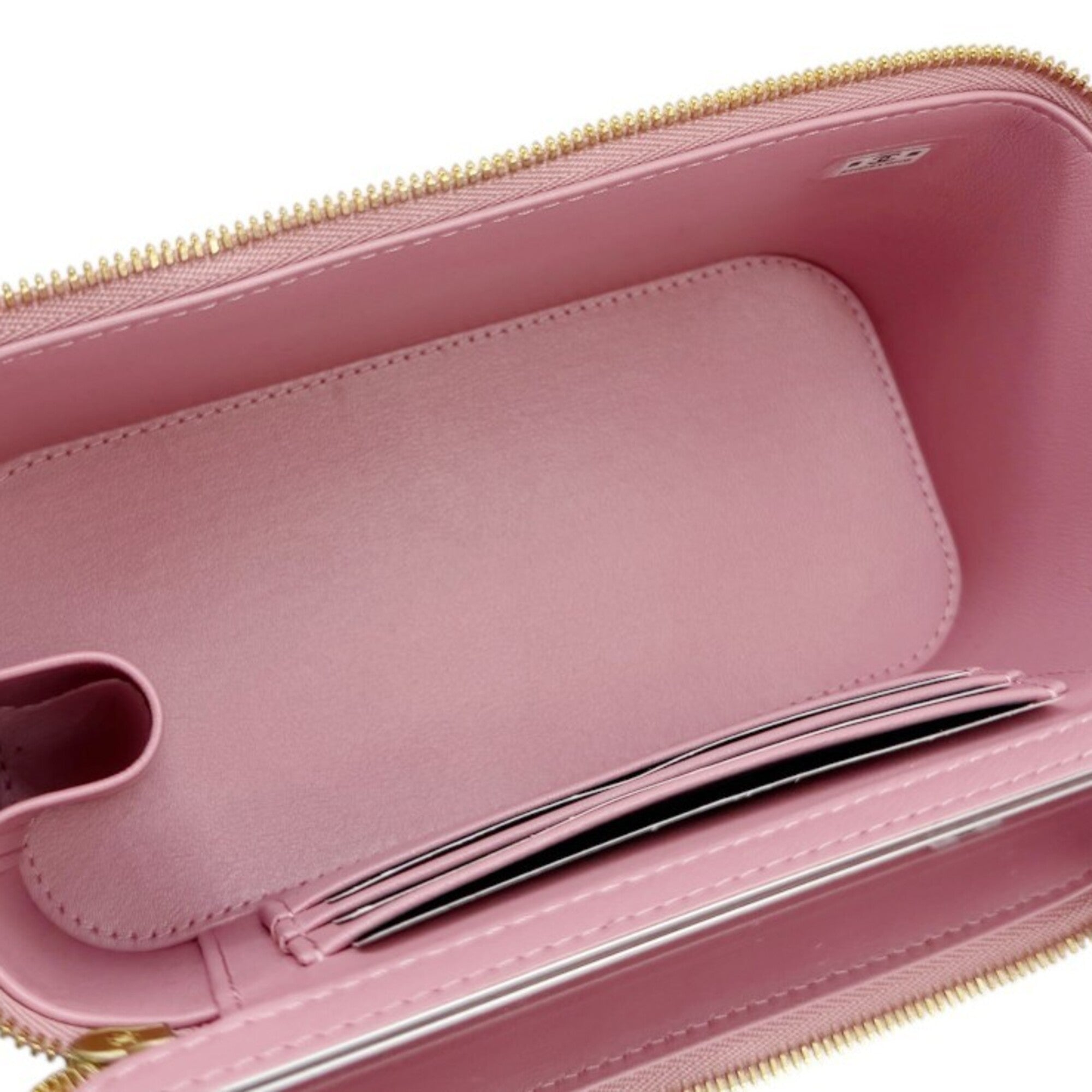 Chanel Pink Leather Handbag Shoulder Bag (Pre-Owned)