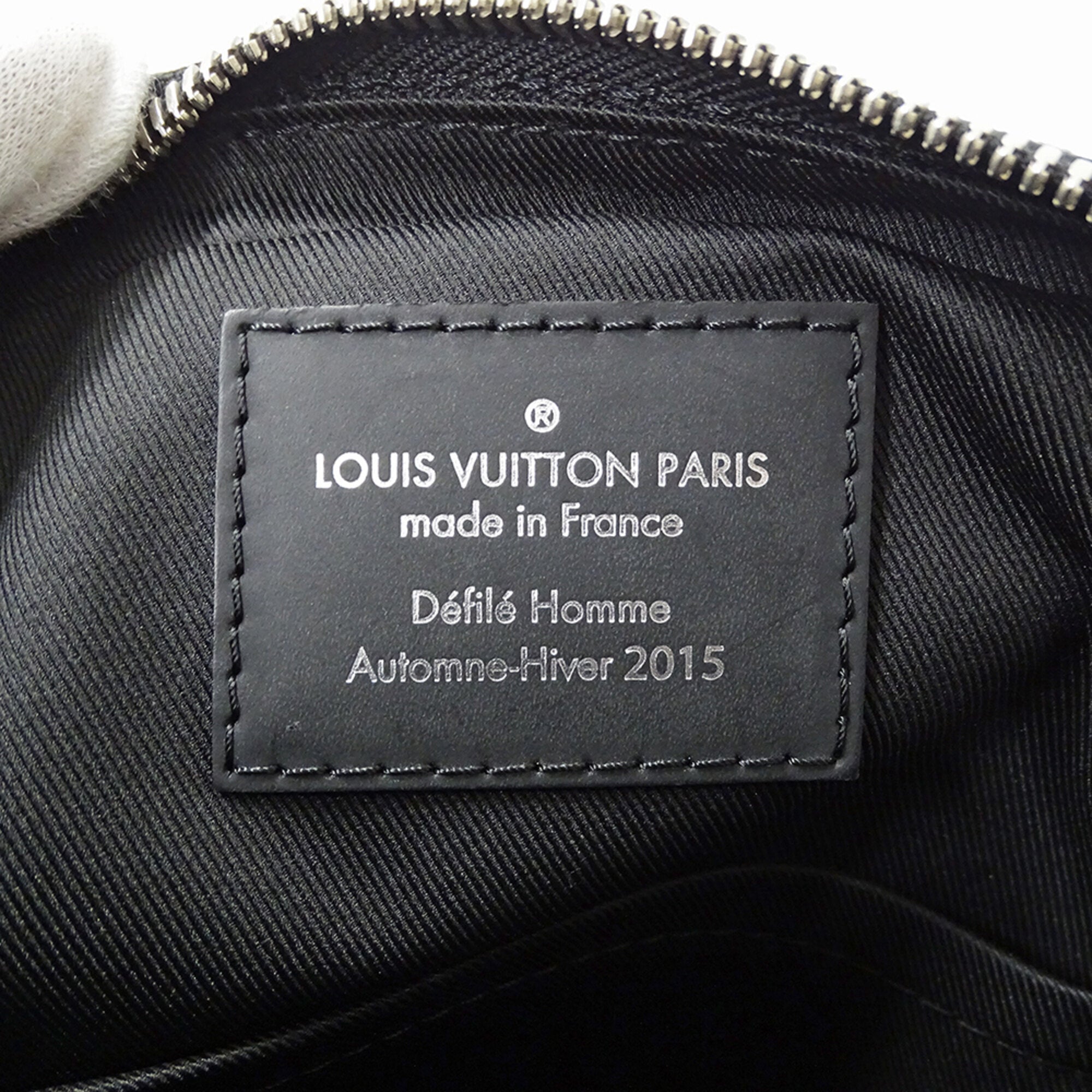 Louis Vuitton Black Damier Graphite Damier Graphite Canvas Handbag Shoulder Bag (Pre-Owned)