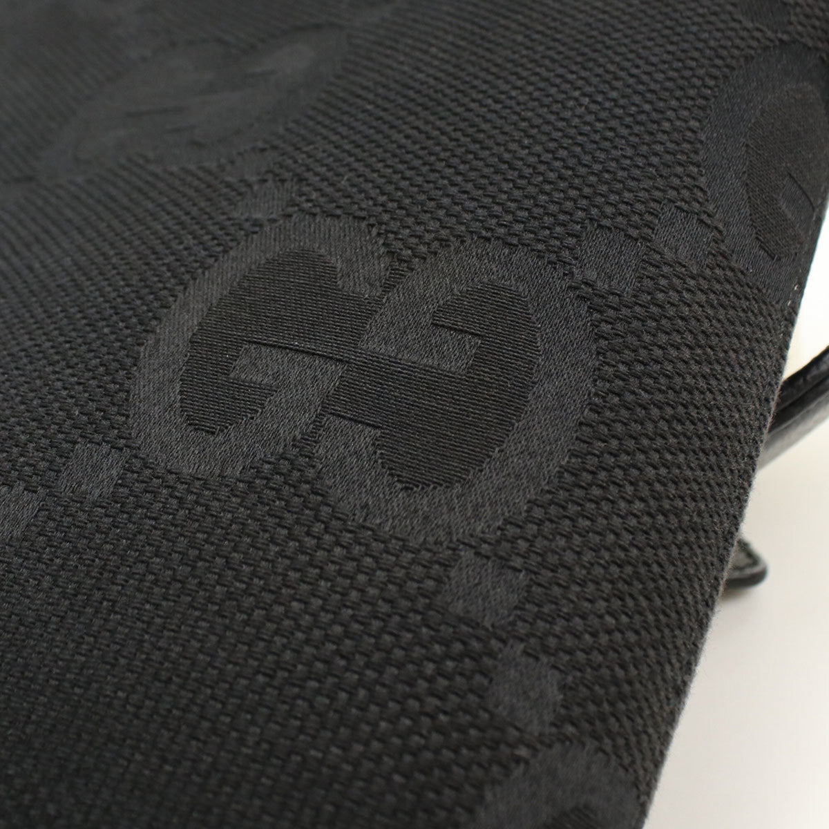 Gucci Black Canvas Clutch Bag Shoulder Bag (Pre-Owned)
