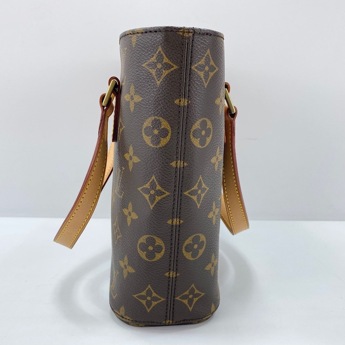 Louis Vuitton Brown Handbag (Pre-Owned)