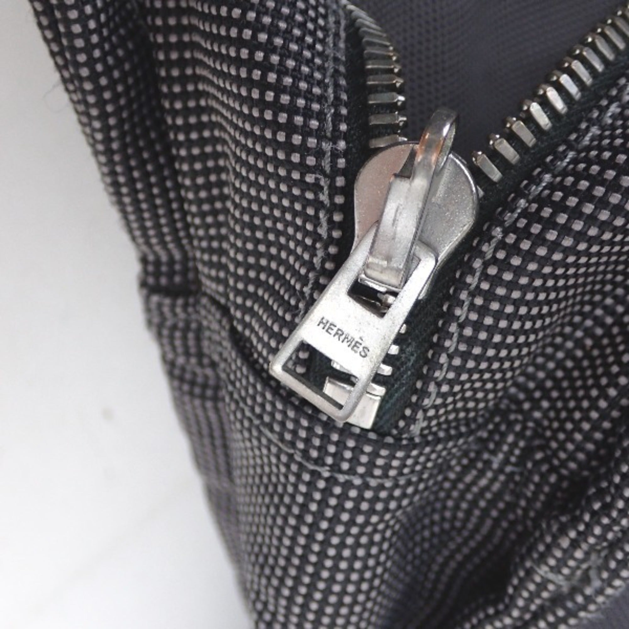 Hermes Her Line Gray Canvas Tote Bag (Pre-Owned)