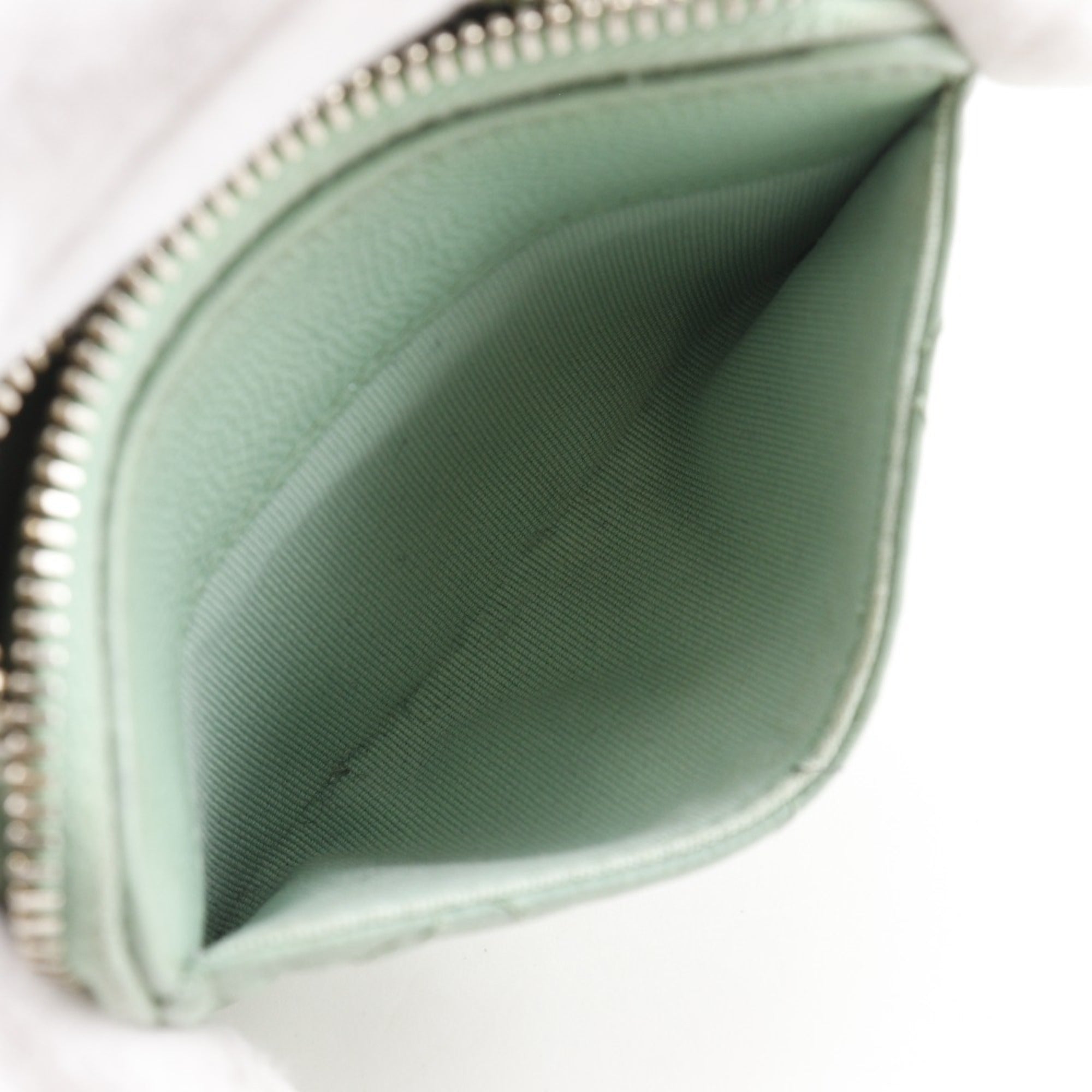 Chanel Gold Green Grained Calfskin Coin Purse/Coin Case (Pre-Owned)