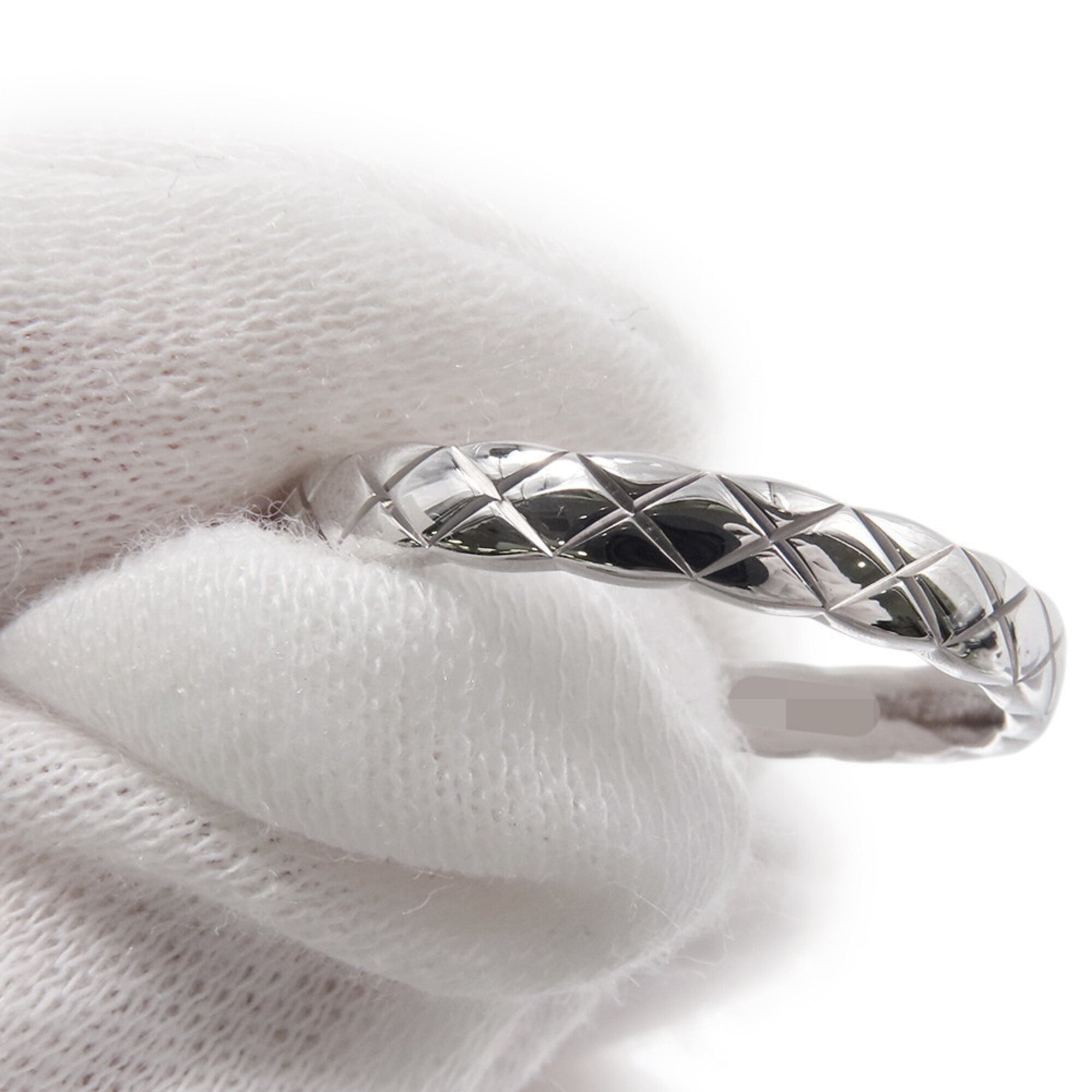 Chanel White Gold White Gold (18K) Band Ring (Pre-Owned)