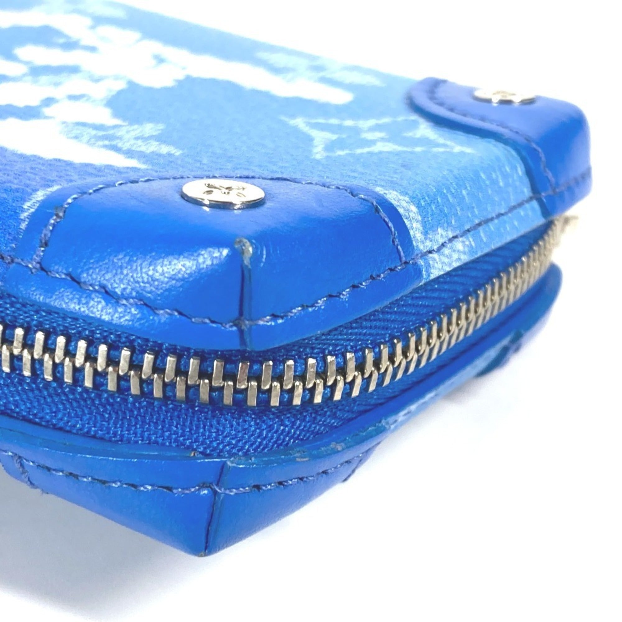 Louis Vuitton Blue White Leather Coin Purse/Coin Case (Pre-Owned)