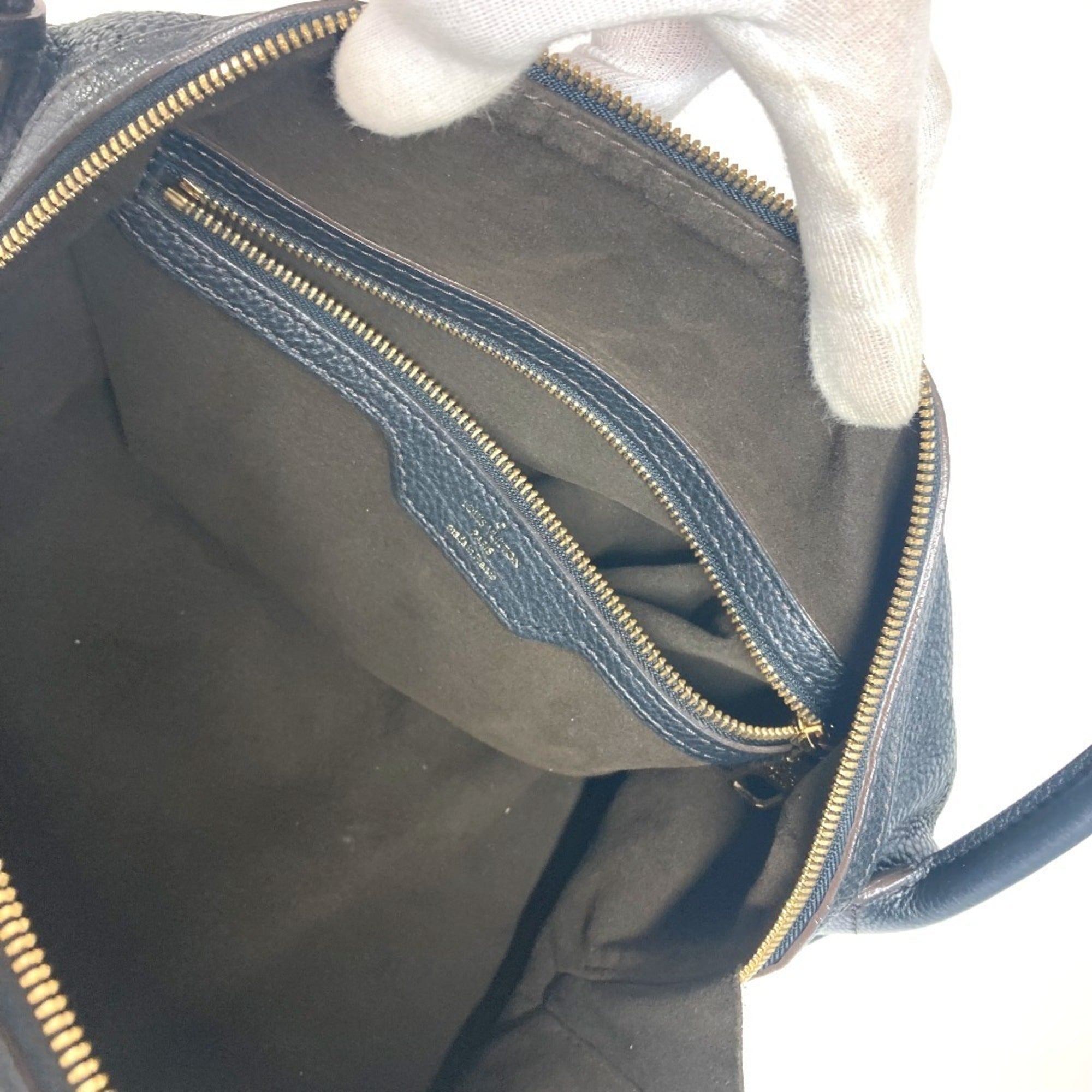 Louis Vuitton Mahina Black Noir Mahina Leather Shoulder Bag (Pre-Owned)