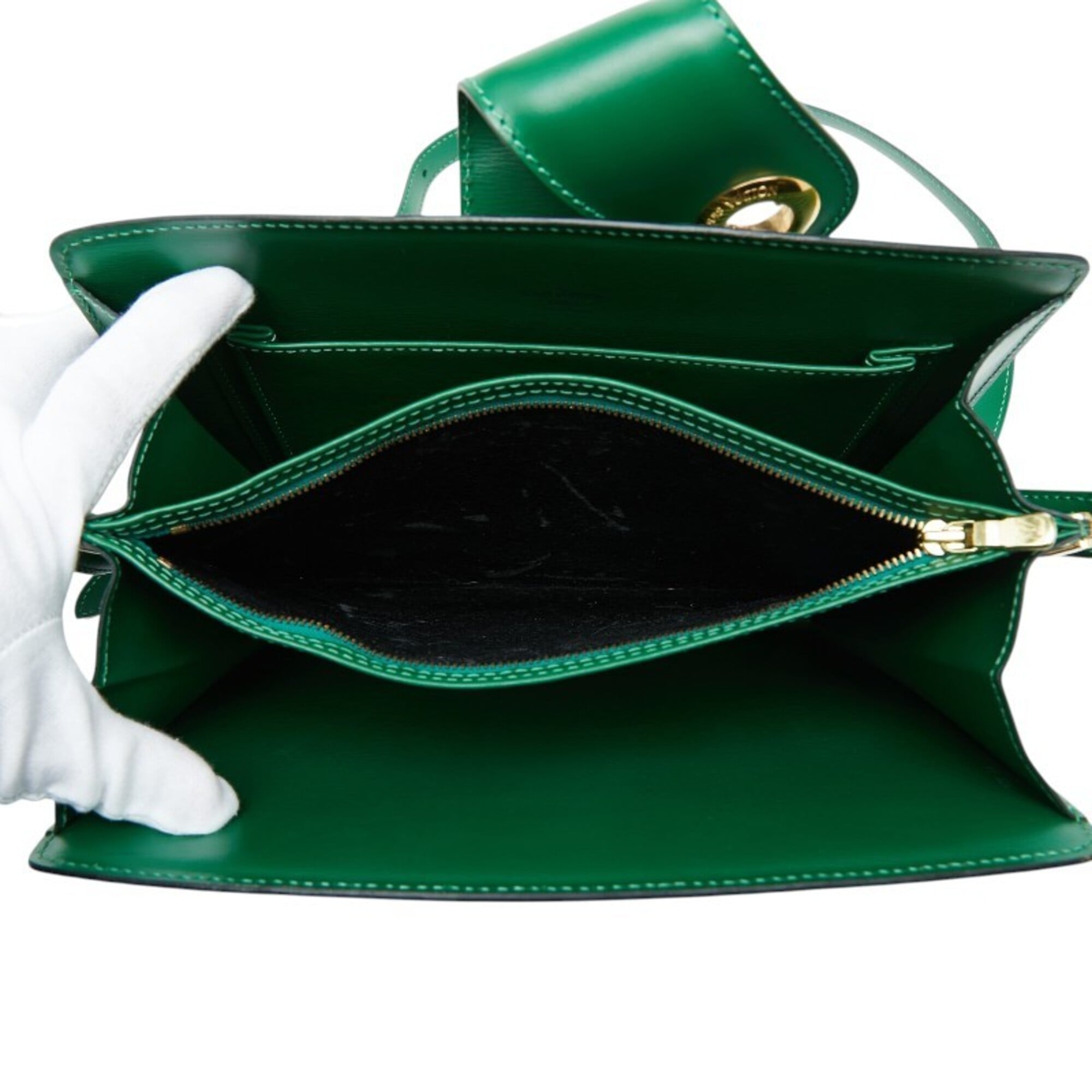 Louis Vuitton Borneo Green Leather Shoulder Bag (Pre-Owned)