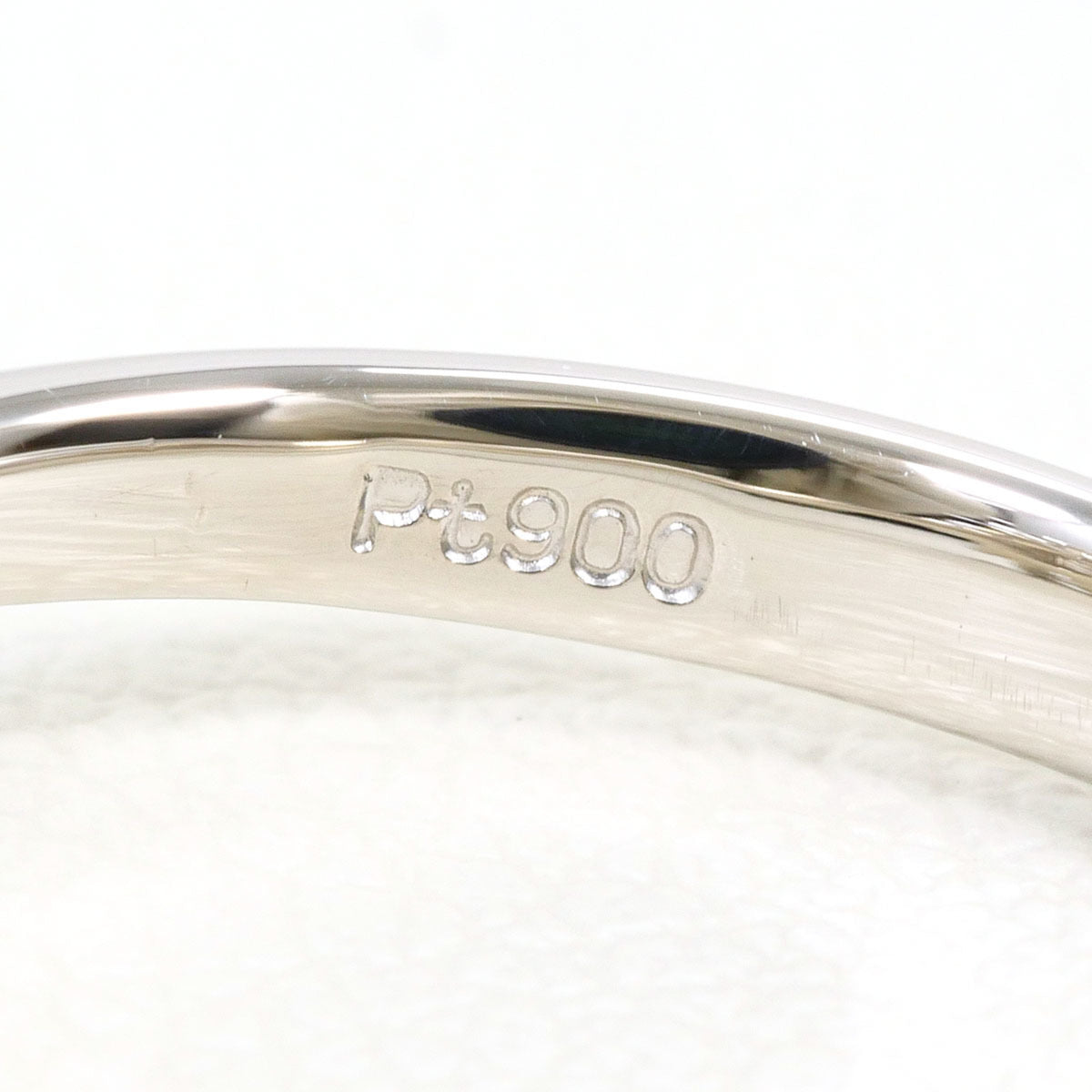 Unbranded Platinum Platinum 900 Band Ring (Pre-Owned)