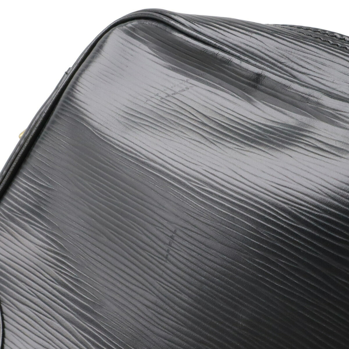 Louis Vuitton Black Noir Epi Leather Shoulder Bag (Pre-Owned)