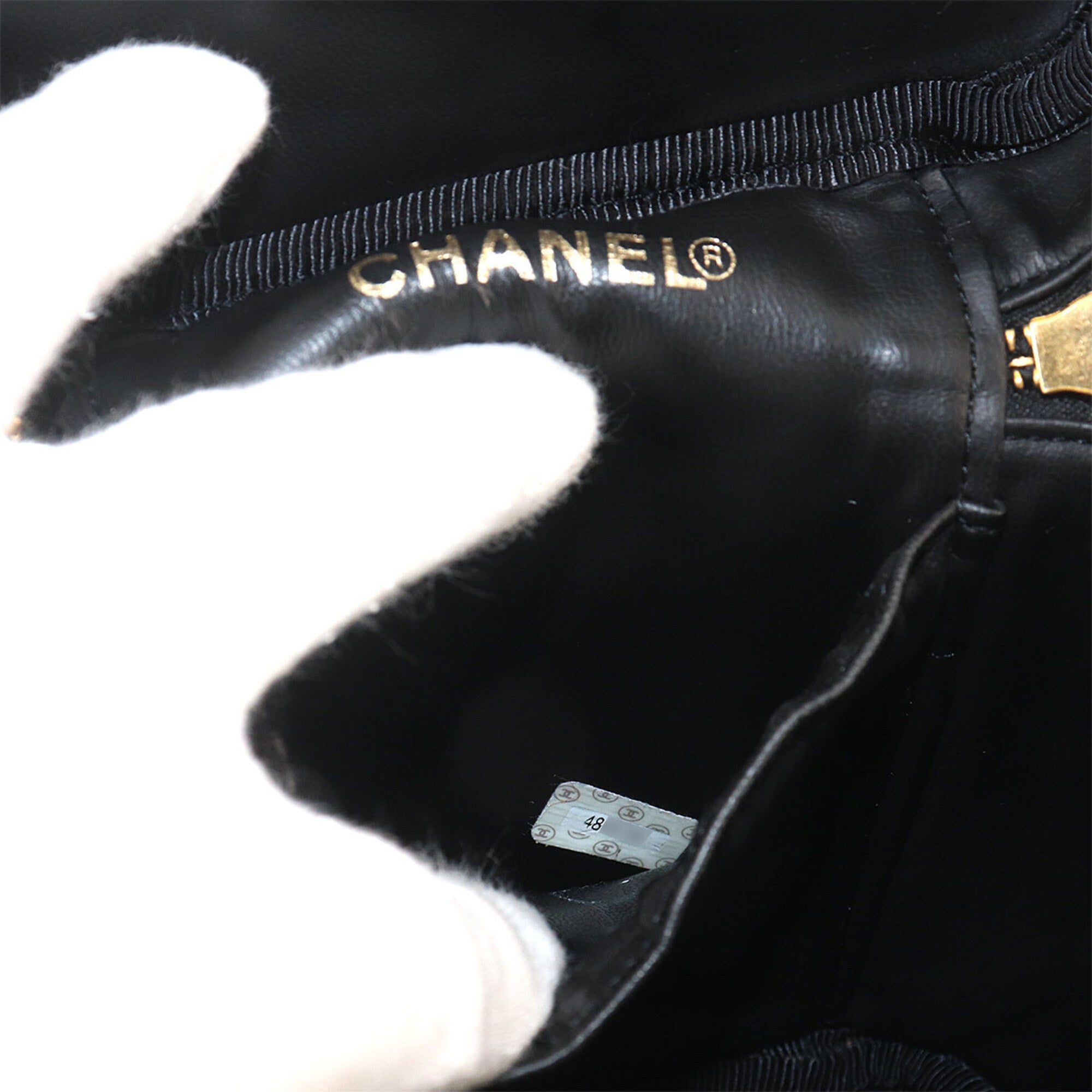 Chanel Black Grained Calfskin Handbag Vanity Bag (Pre-Owned)