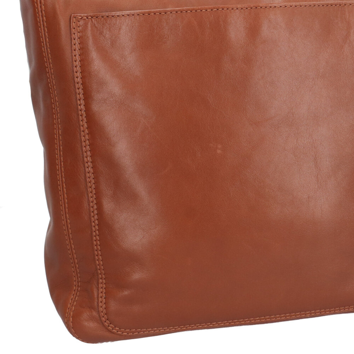 Chanel Brown Leather Handbag Shoulder Bag (Pre-Owned)