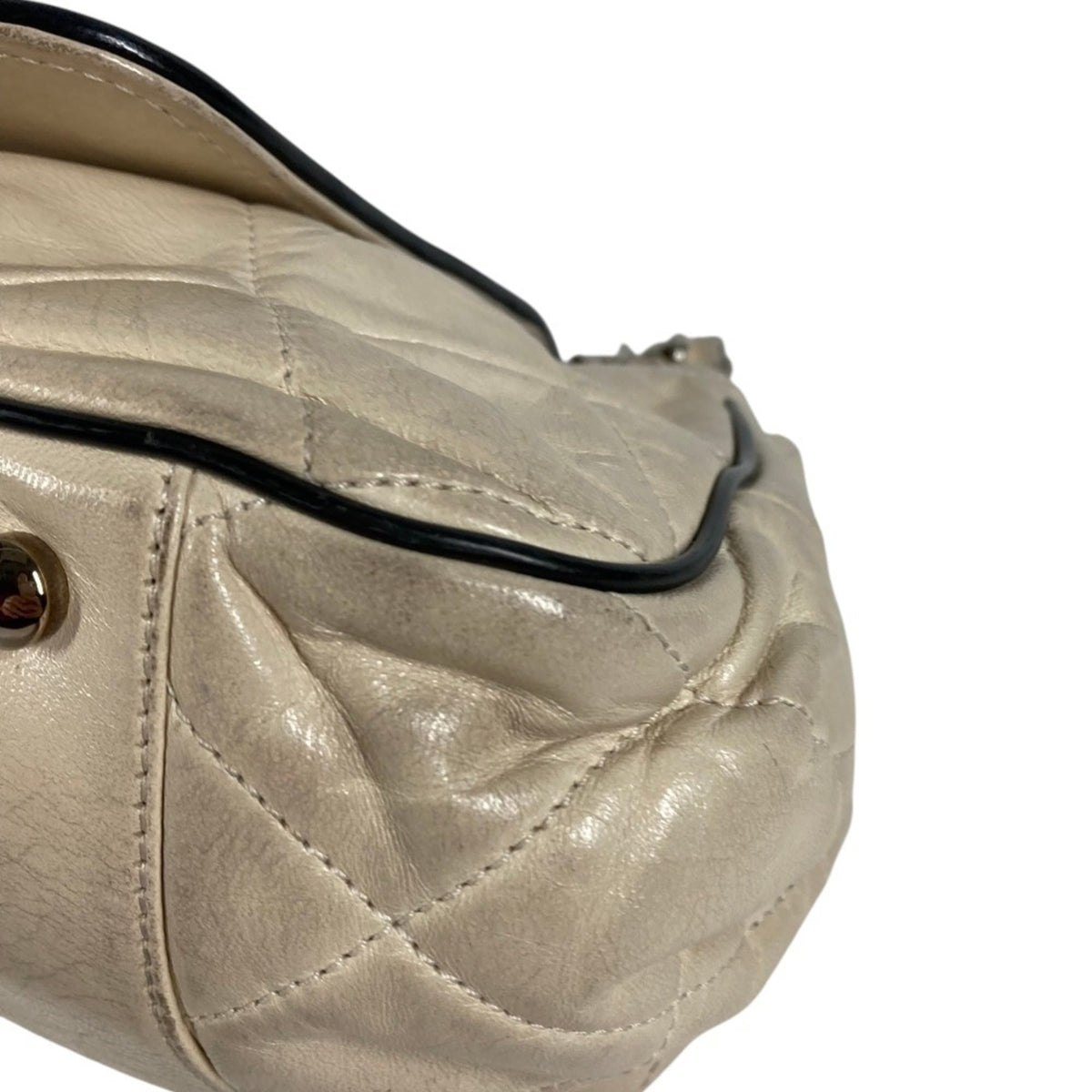 Chanel Beige Black Leather Shoulder Bag (Pre-Owned)