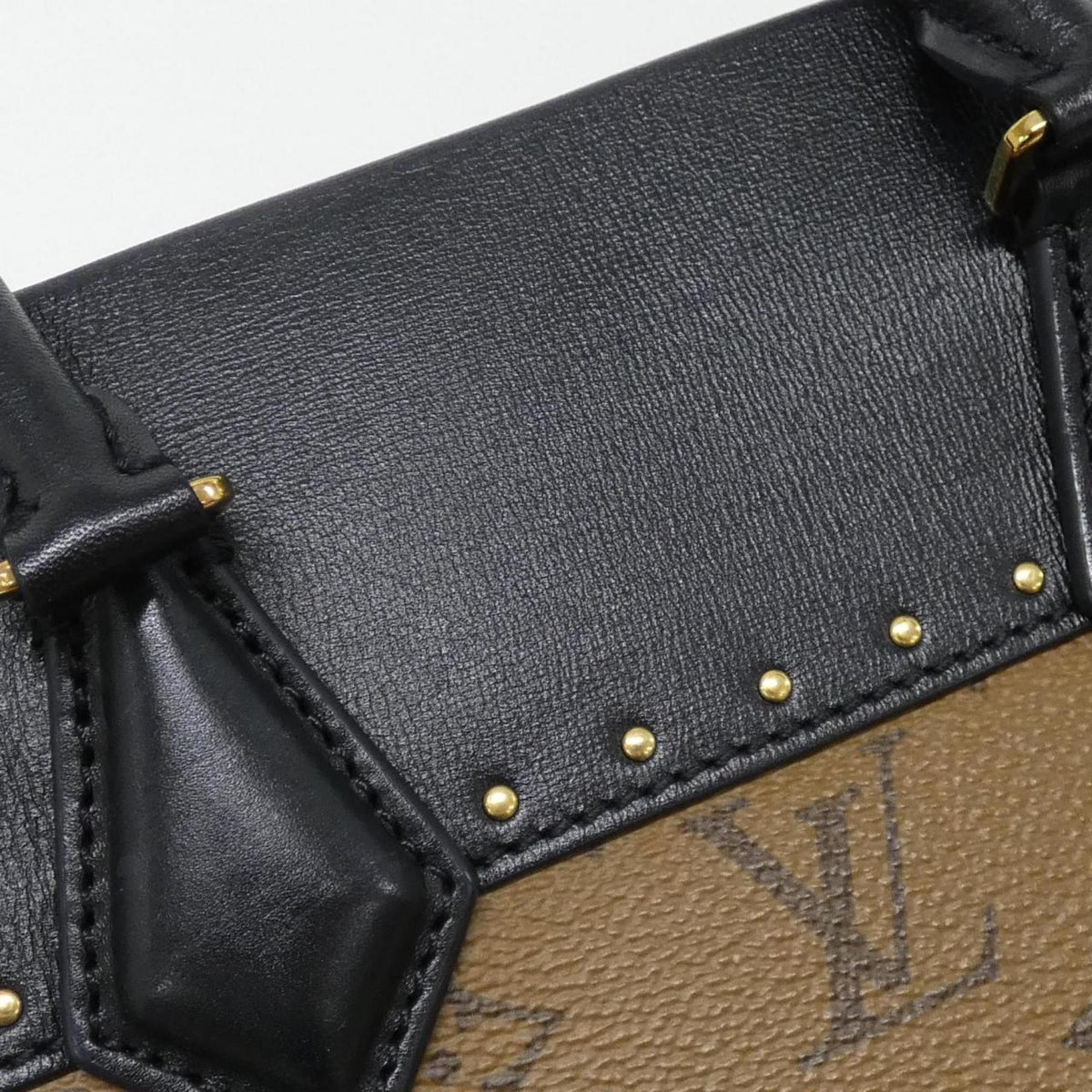 Louis Vuitton Brown Coated Canvas Handbag (Pre-Owned)