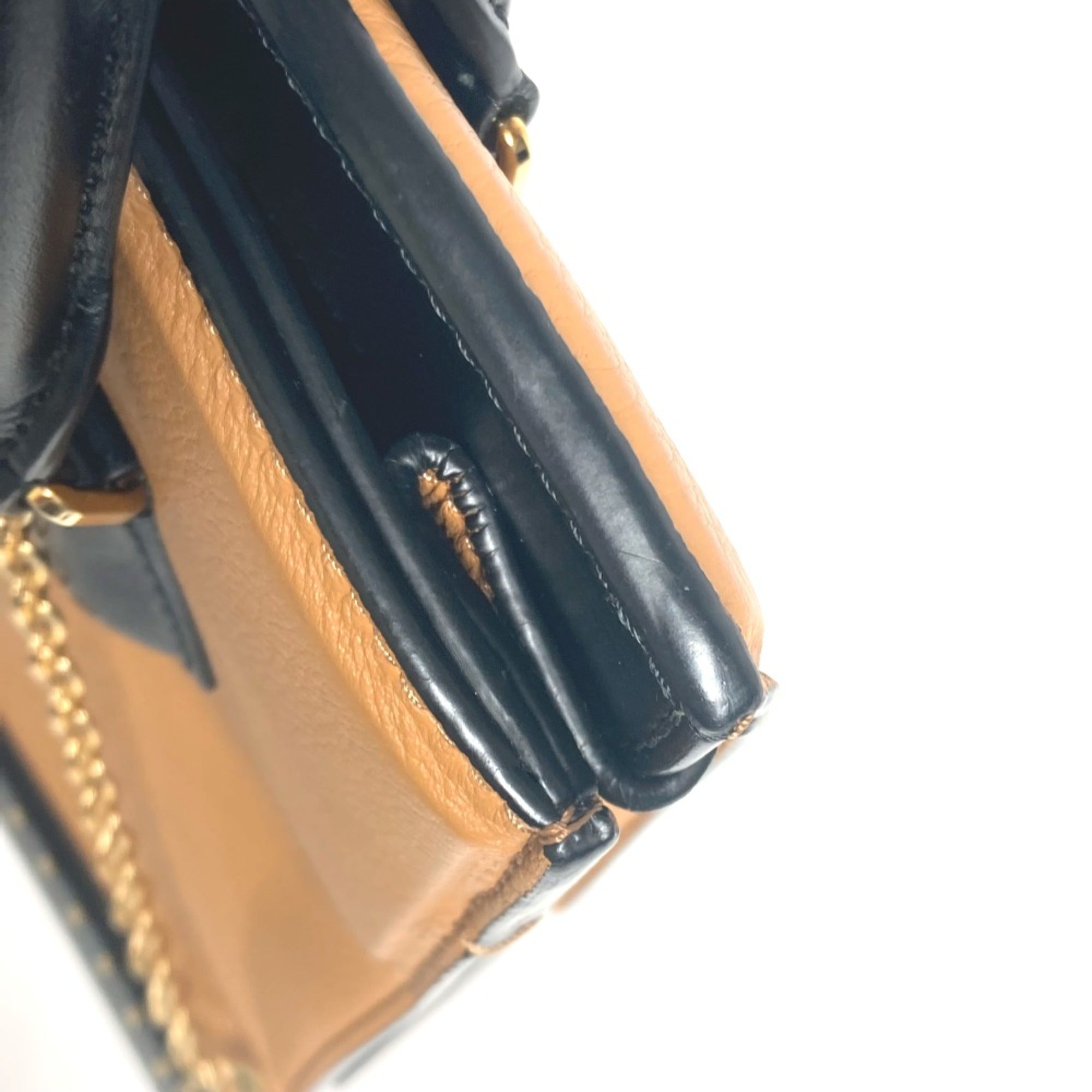 Louis Vuitton Beige Leather Handbag (Pre-Owned)
