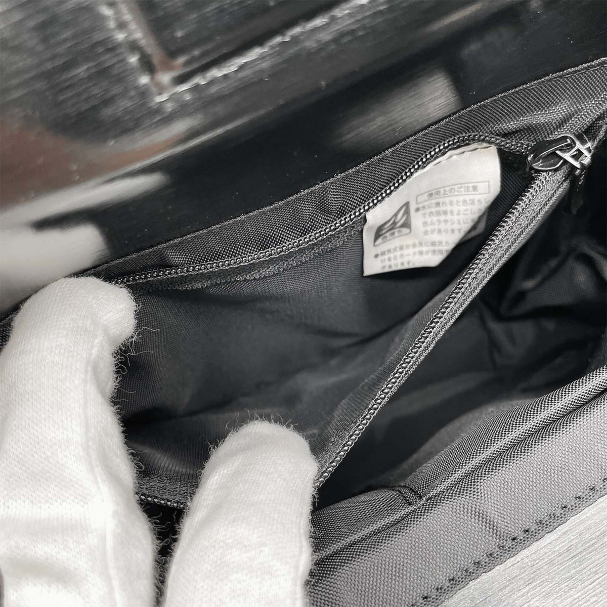 Givenchy Black Silver Leather Handbag (Pre-Owned)