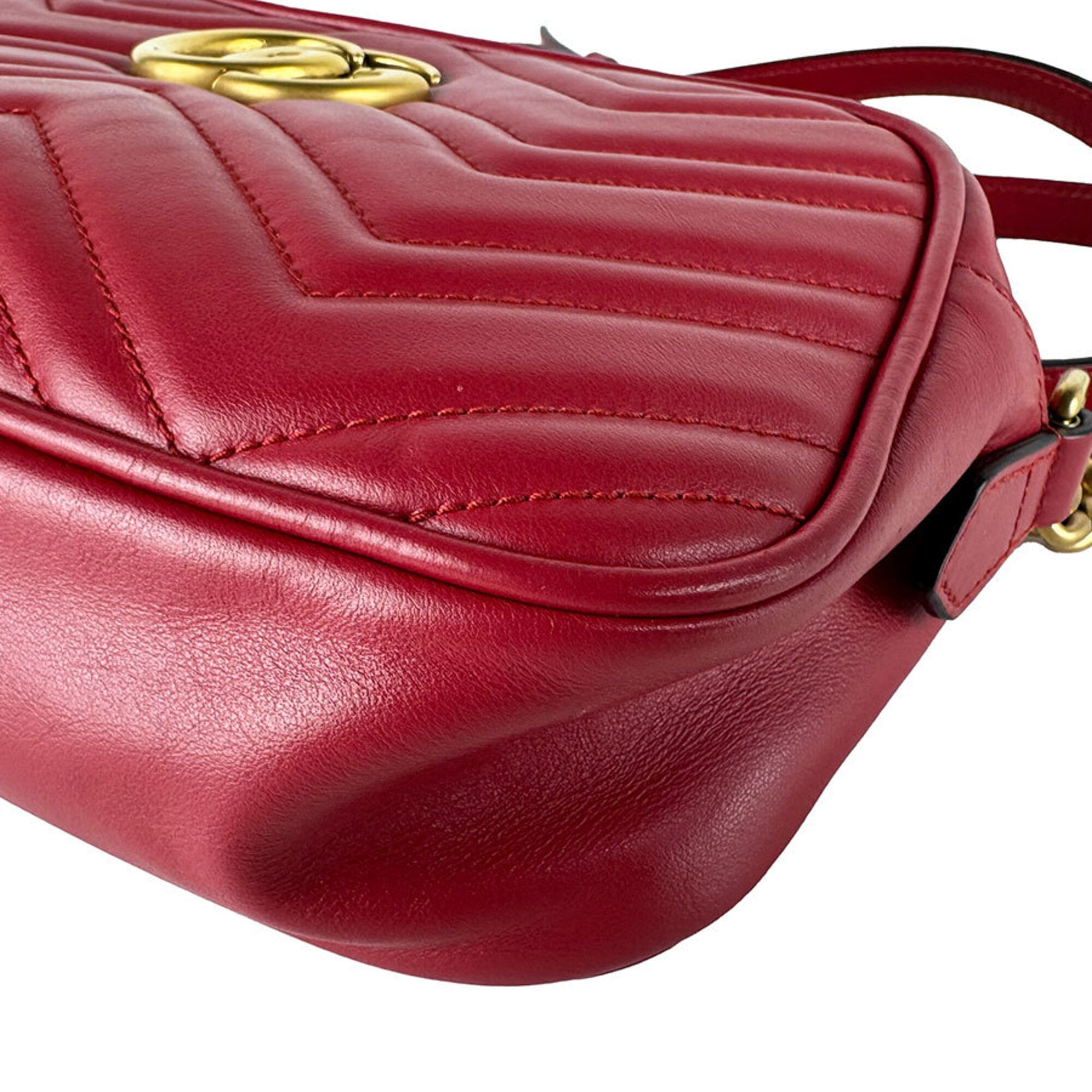 Gucci Red Color Leather Shoulder Bag (Pre-Owned)