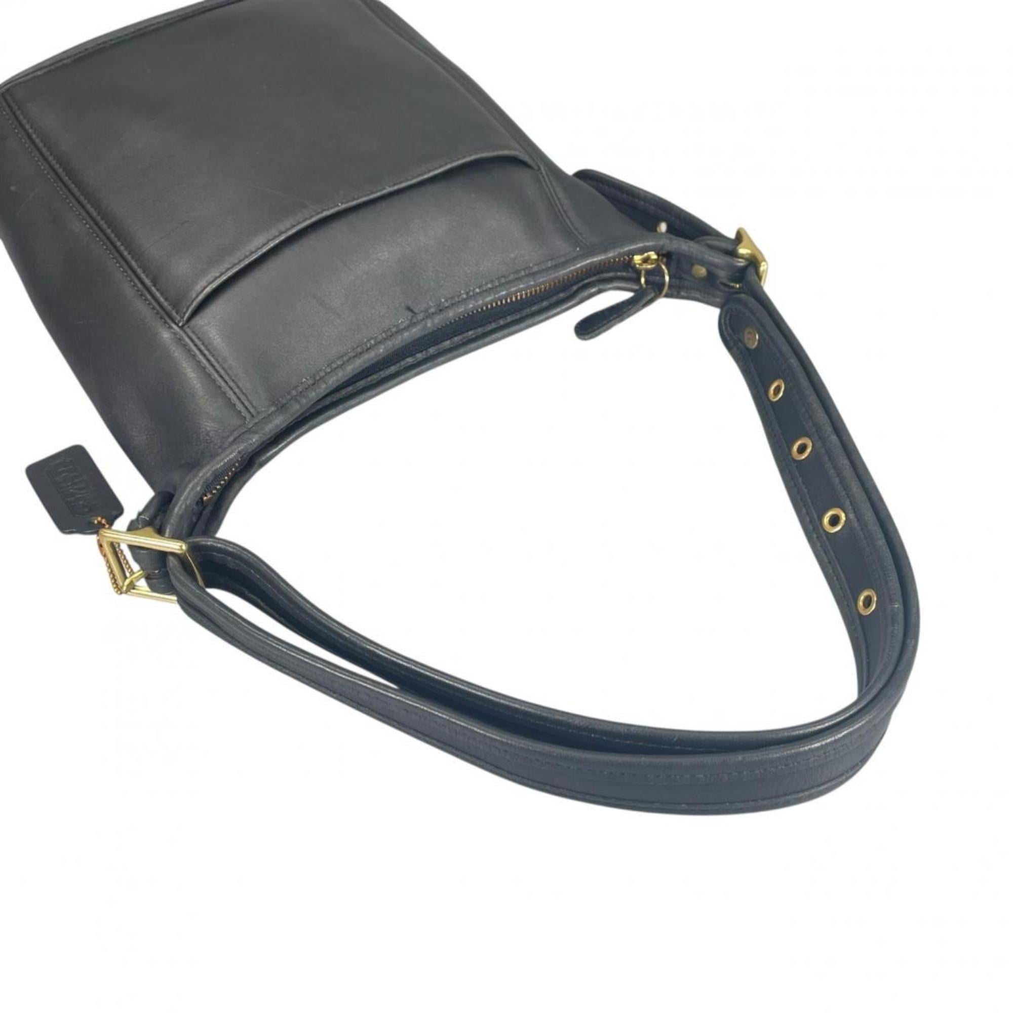 Coach Black Leather Handbag Shoulder Bag (Pre-Owned)