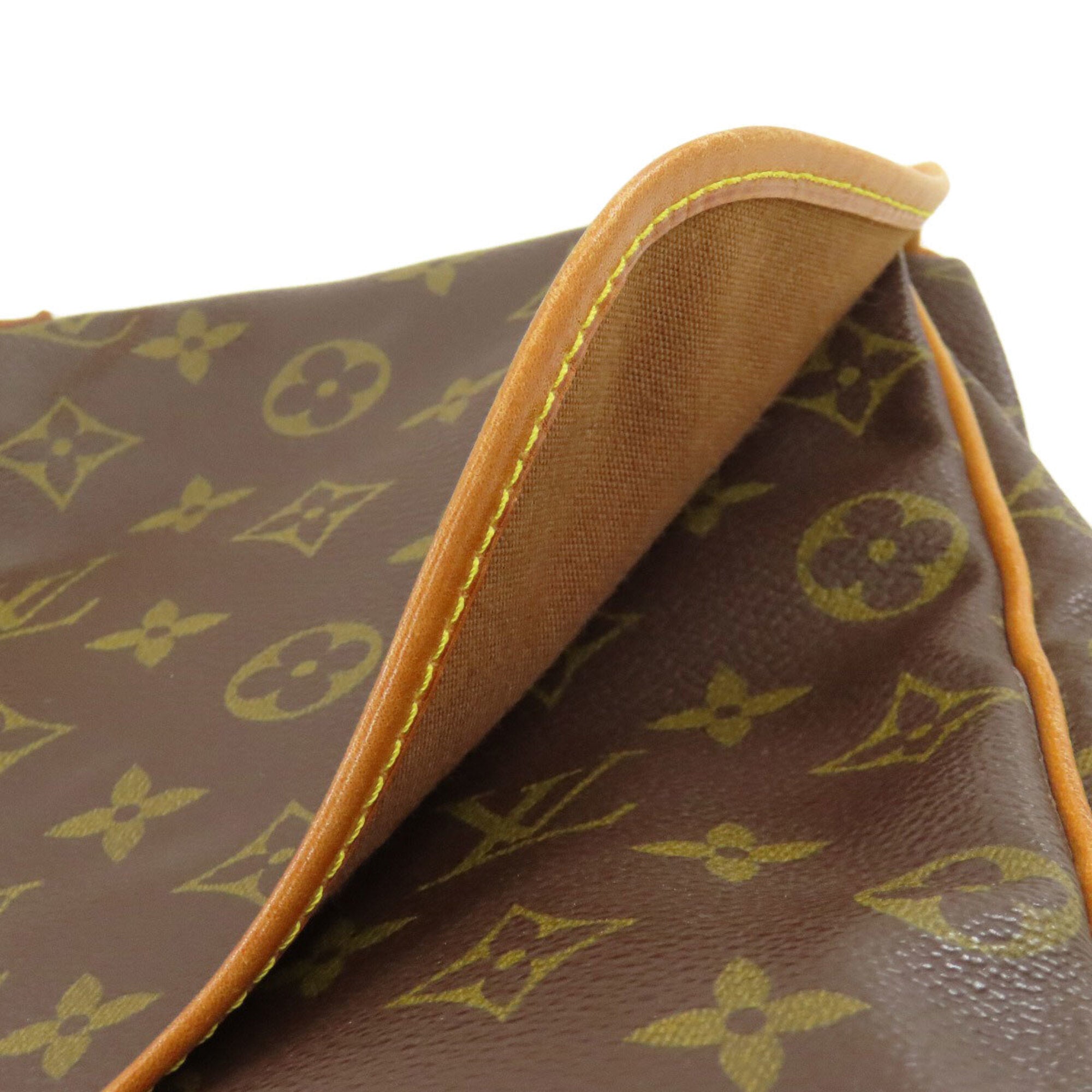 Louis Vuitton Monogram Monogram Canvas Shoulder Bag (Pre-Owned)