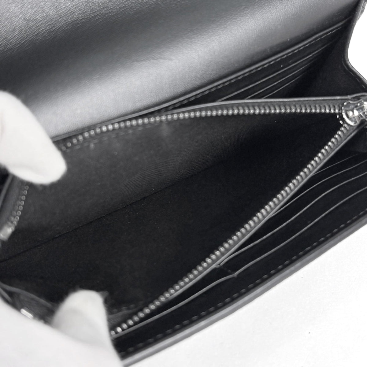 Christian Dior Gray Leather Long Wallet (Bi-Fold) (Pre-Owned)