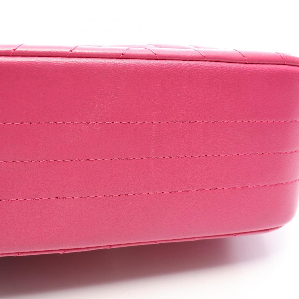 Chanel Pink Leather Handbag Shoulder Bag (Pre-Owned)