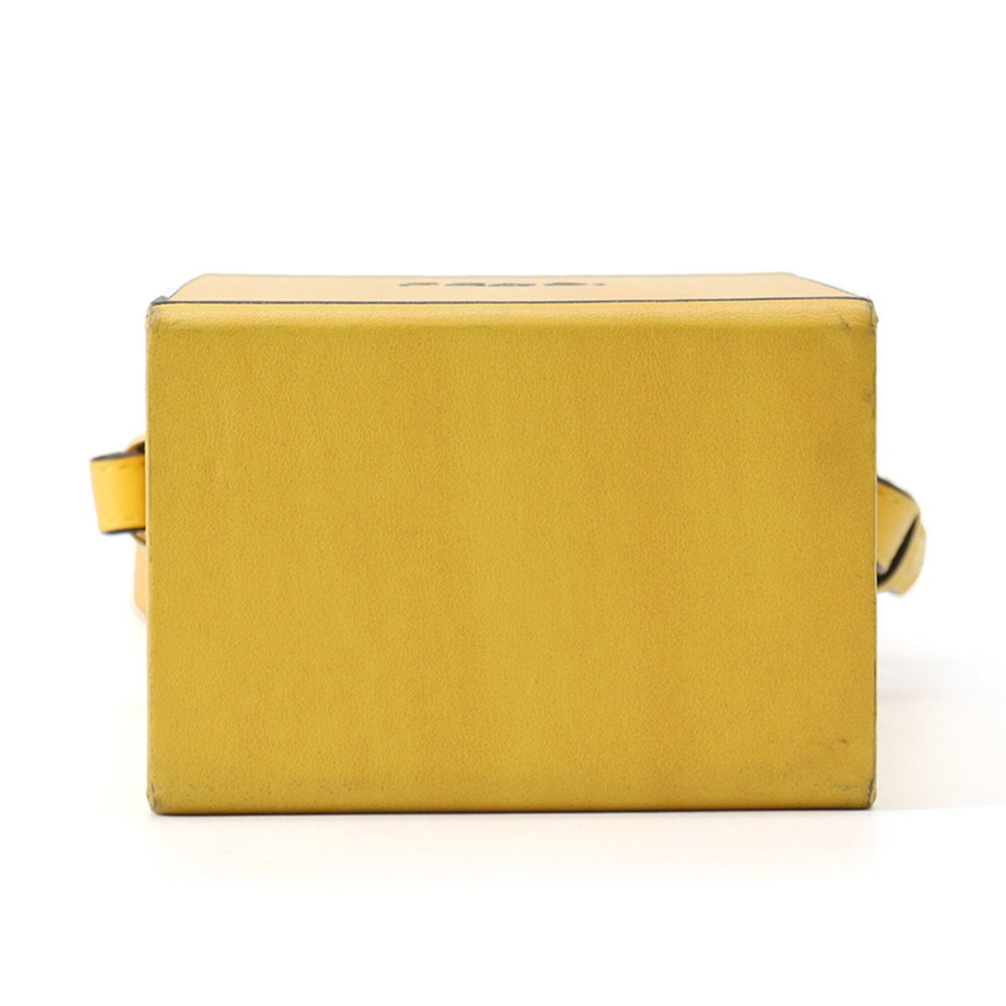 Fendi Yellow Leather Shoulder Bag (Pre-Owned)