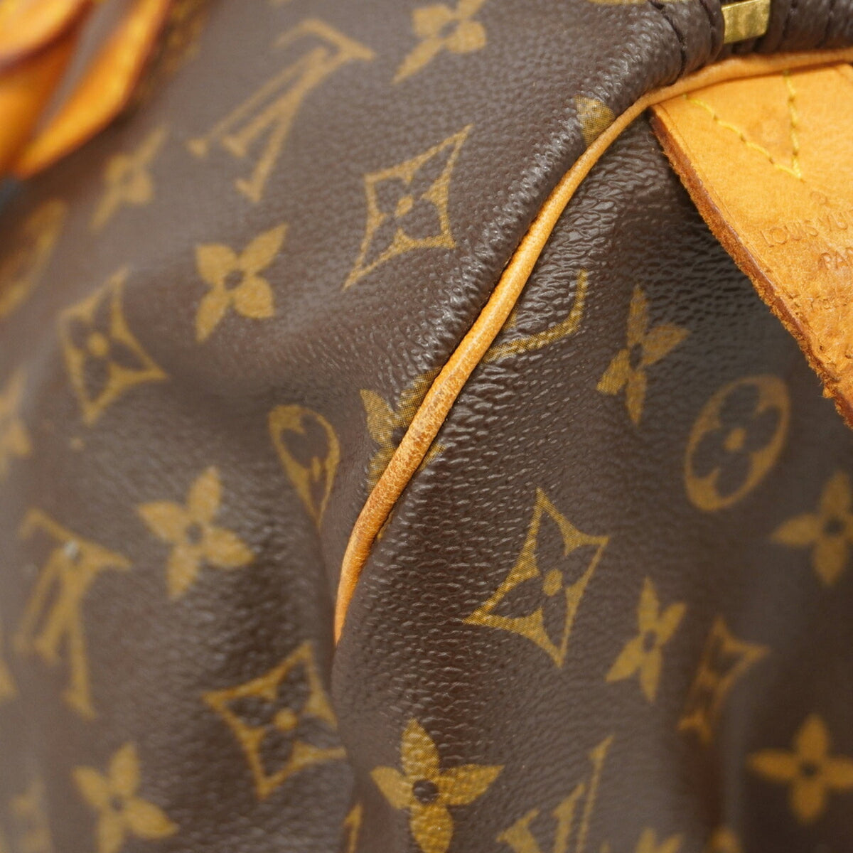 Louis Vuitton Brown Handbag (Pre-Owned)