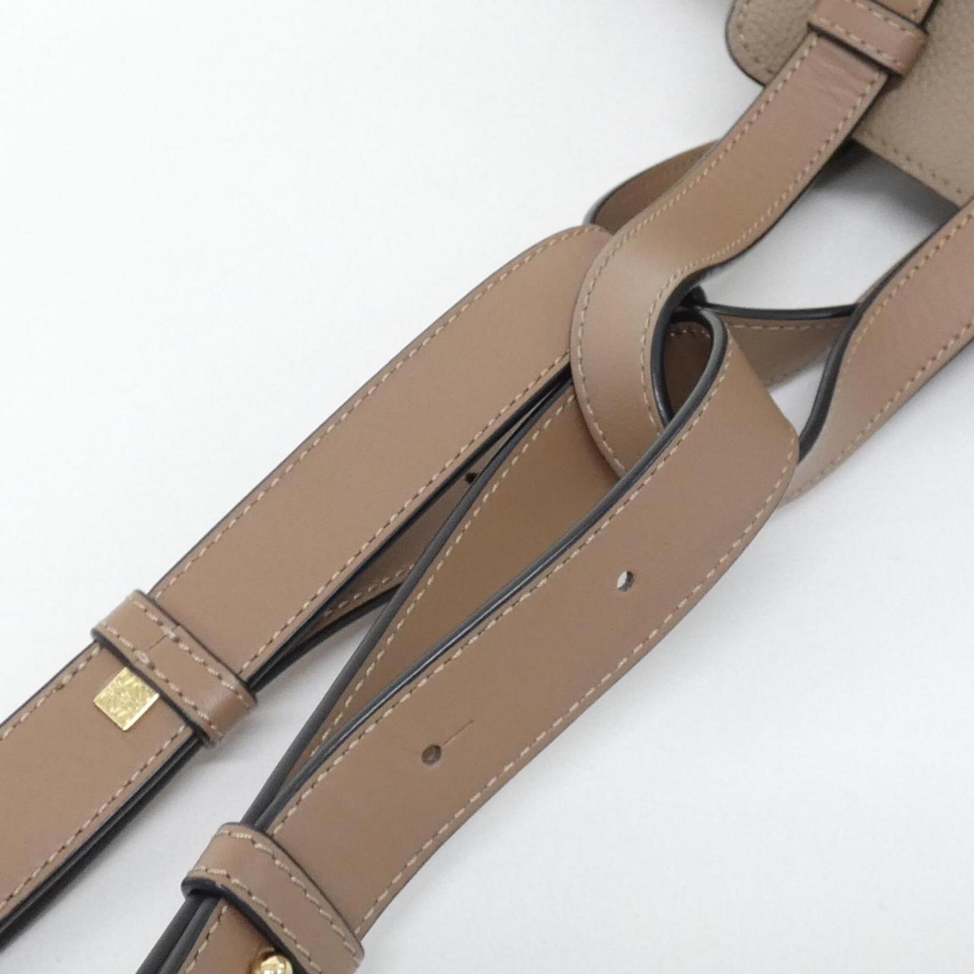 Loewe Sand Leather Shoulder Bag (Pre-Owned)