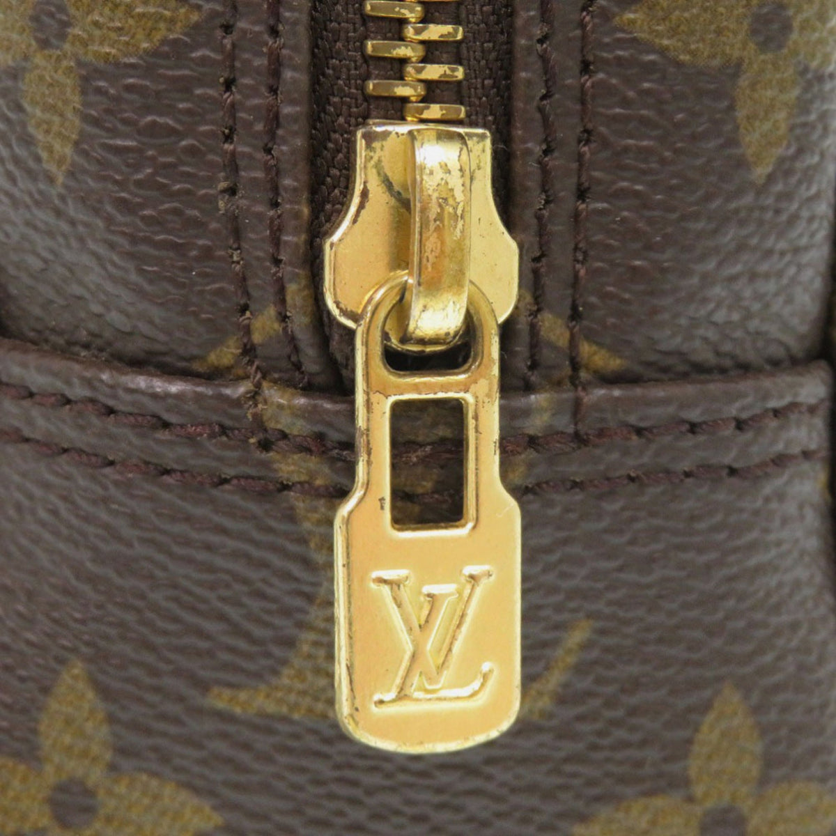 Louis Vuitton Brown Monogram Monogram Pouch (Pre-Owned)