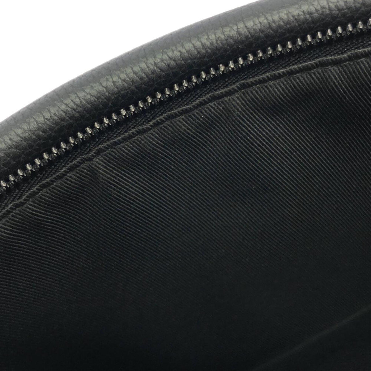 Louis Vuitton Black Shoulder Bag (Pre-Owned)