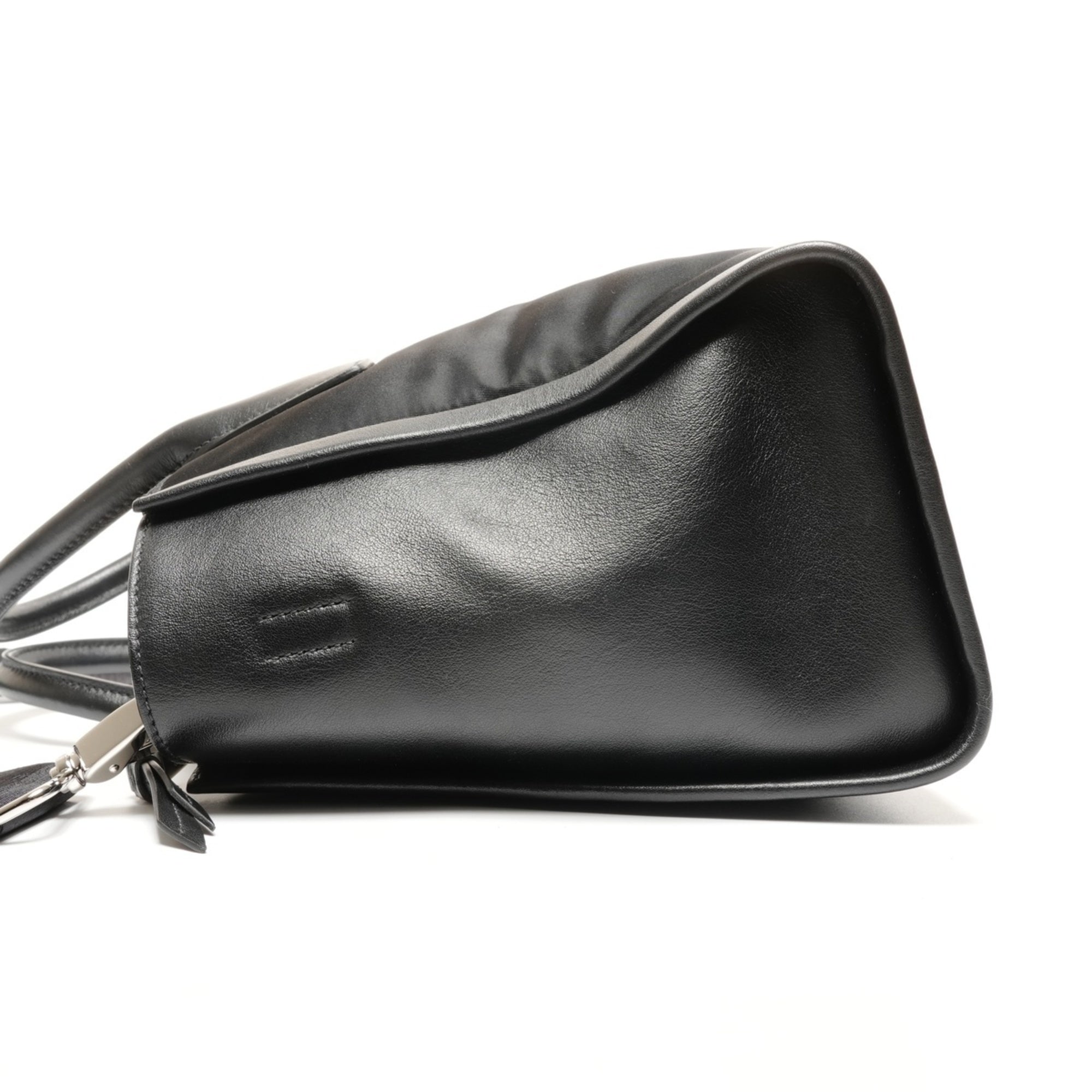 Prada Black Handbag Shoulder Bag (Pre-Owned)