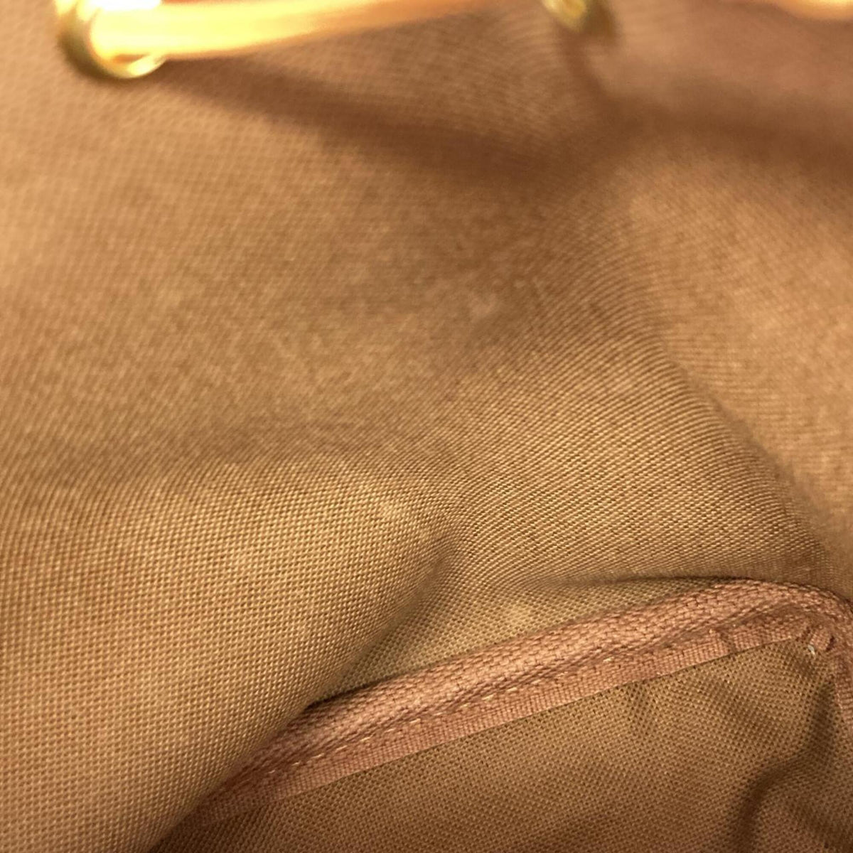 Louis Vuitton Marron Coated Canvas Shoulder Bag (Pre-Owned)