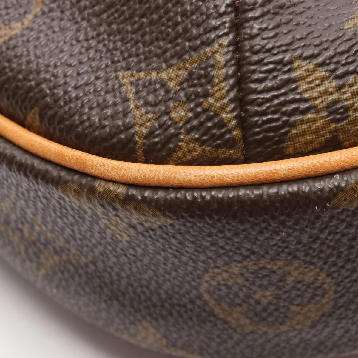 Louis Vuitton Brown Coated Canvas Leather Handbag Shoulder Bag (Pre-Owned)