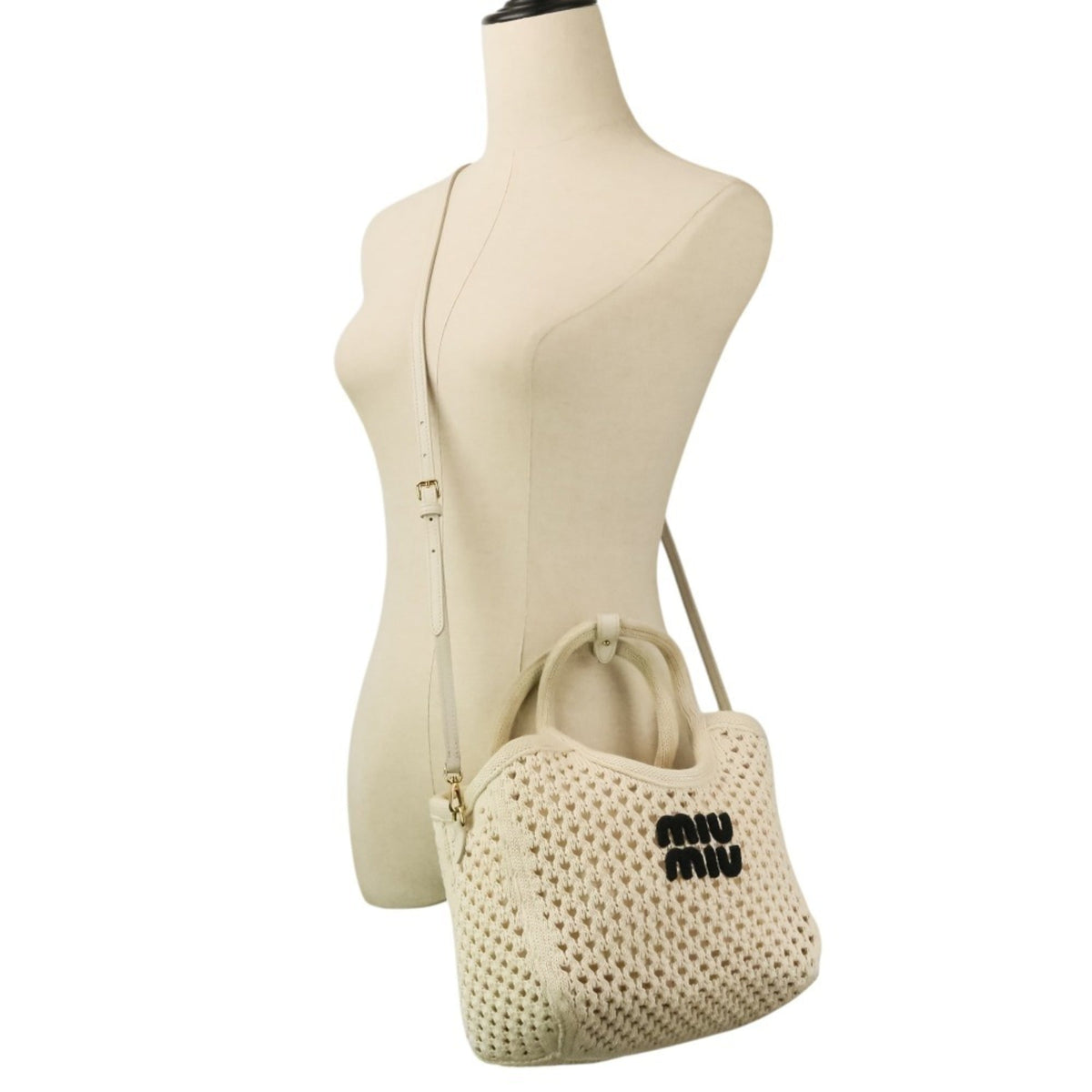 Miu Miu Ivory Mesh Handbag Pouch Tote Bag (Pre-Owned)