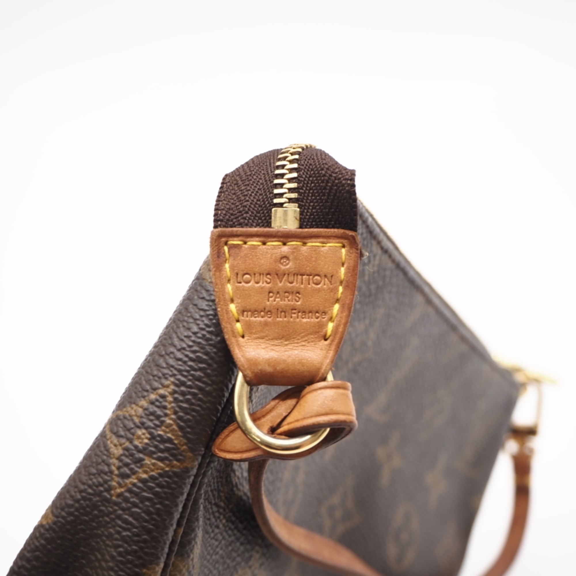Louis Vuitton Monogram Beige Brown Coated Canvas Leather Handbag Pochette (Pre-Owned)