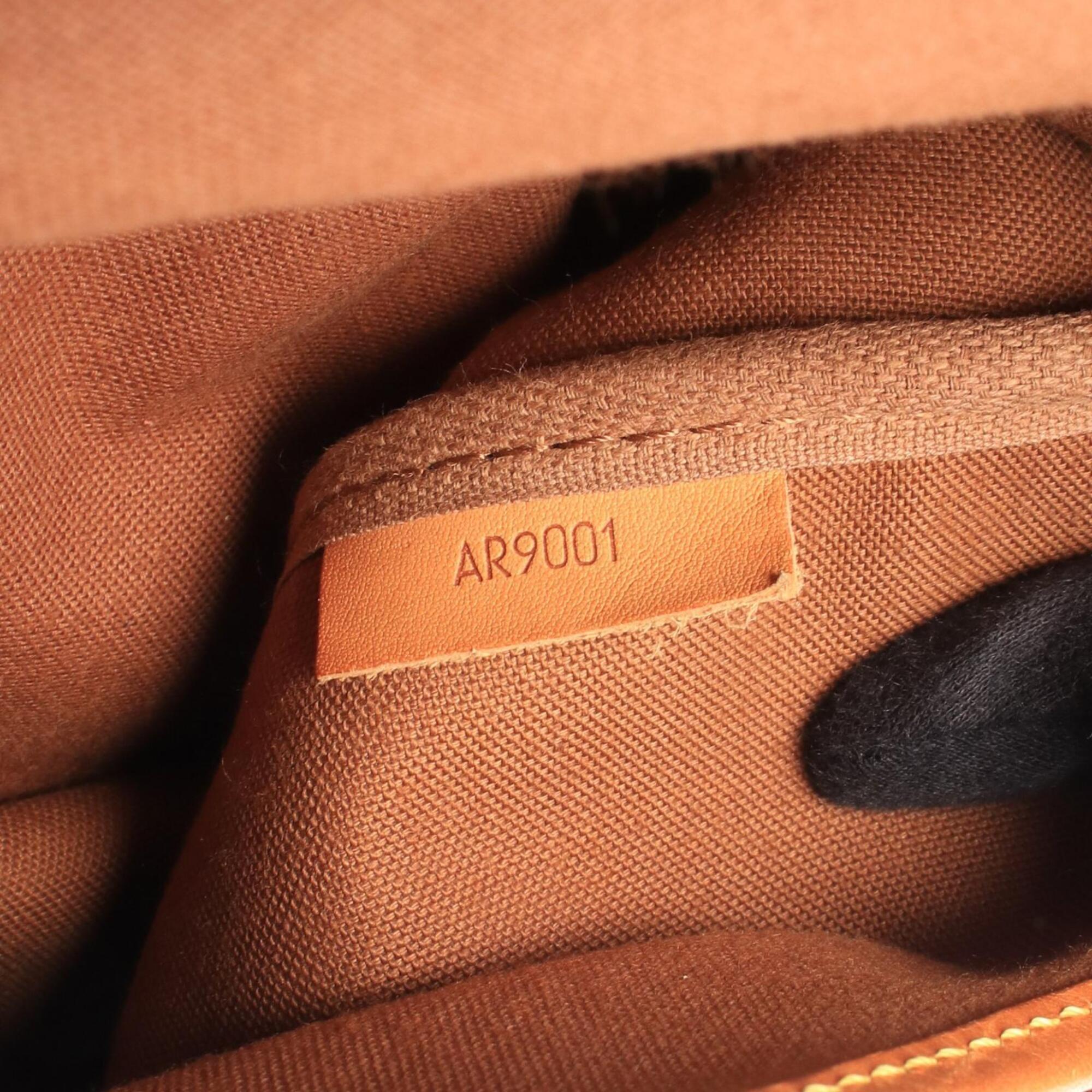 Louis Vuitton Brown Coated Canvas Leather Handbag Shoulder Bag (Pre-Owned)